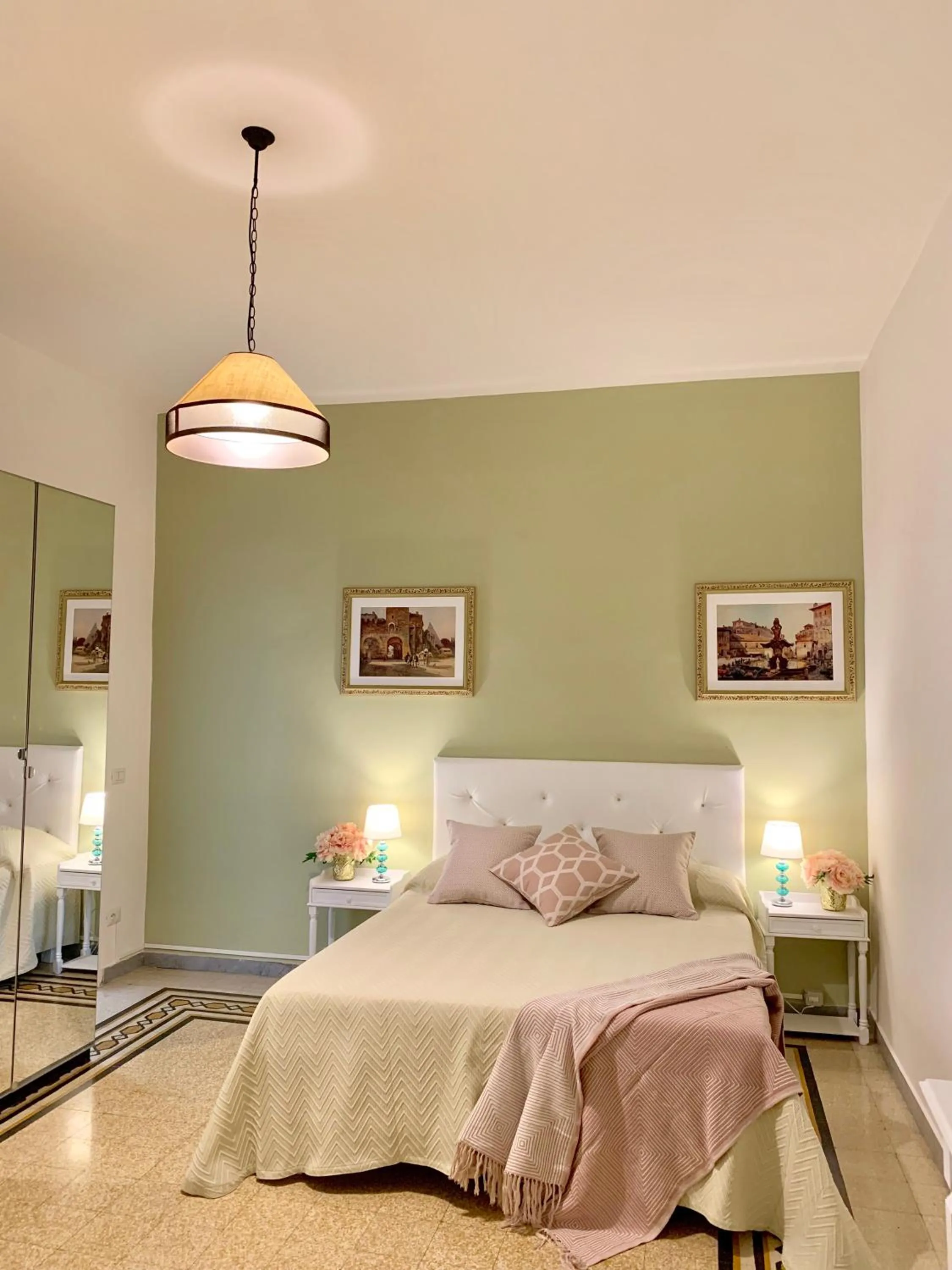 Bed in Mama Roma Domus