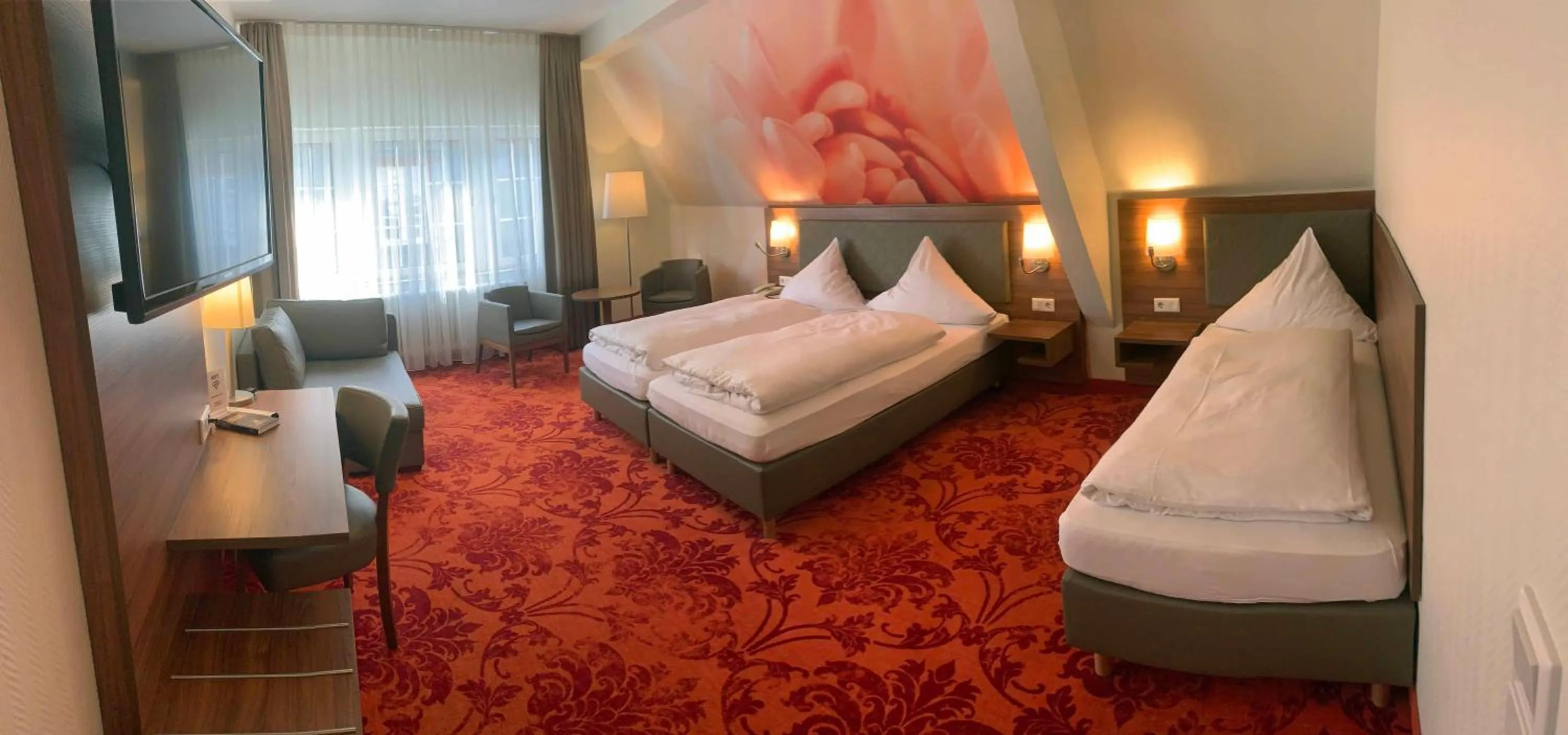 Photo of the whole room, Bed in Hotel Felsenkeller