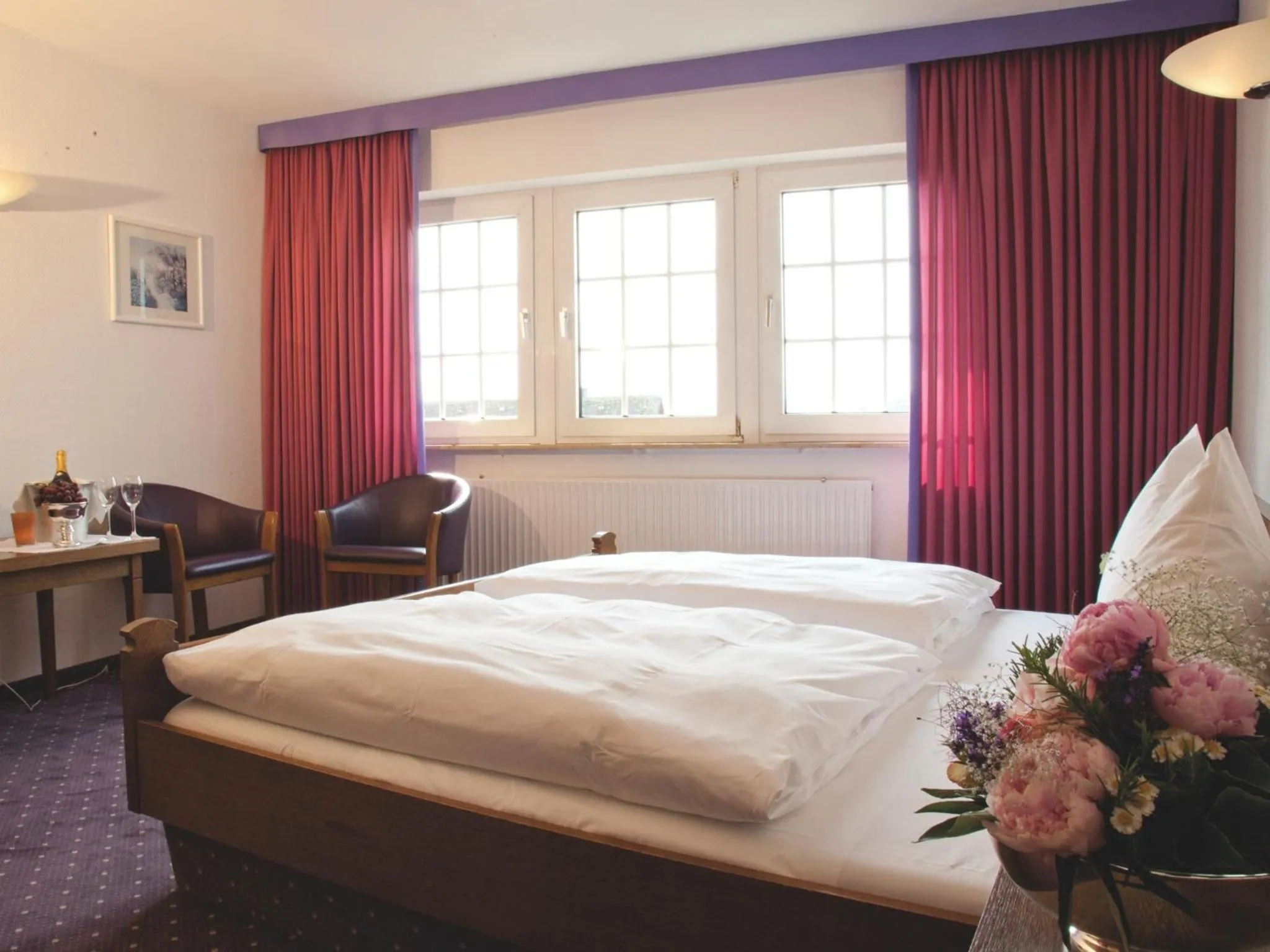 Photo of the whole room, Bed in Hotel Felsenkeller