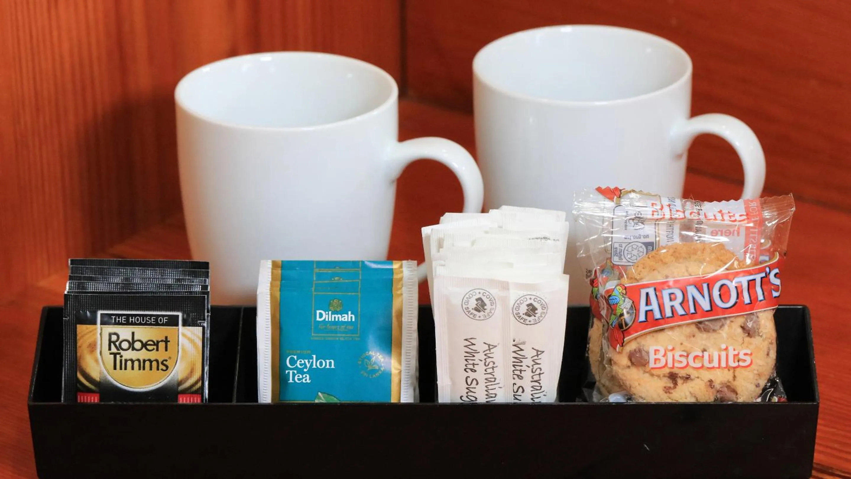 Coffee/tea facilities in Breakout Motor Inn