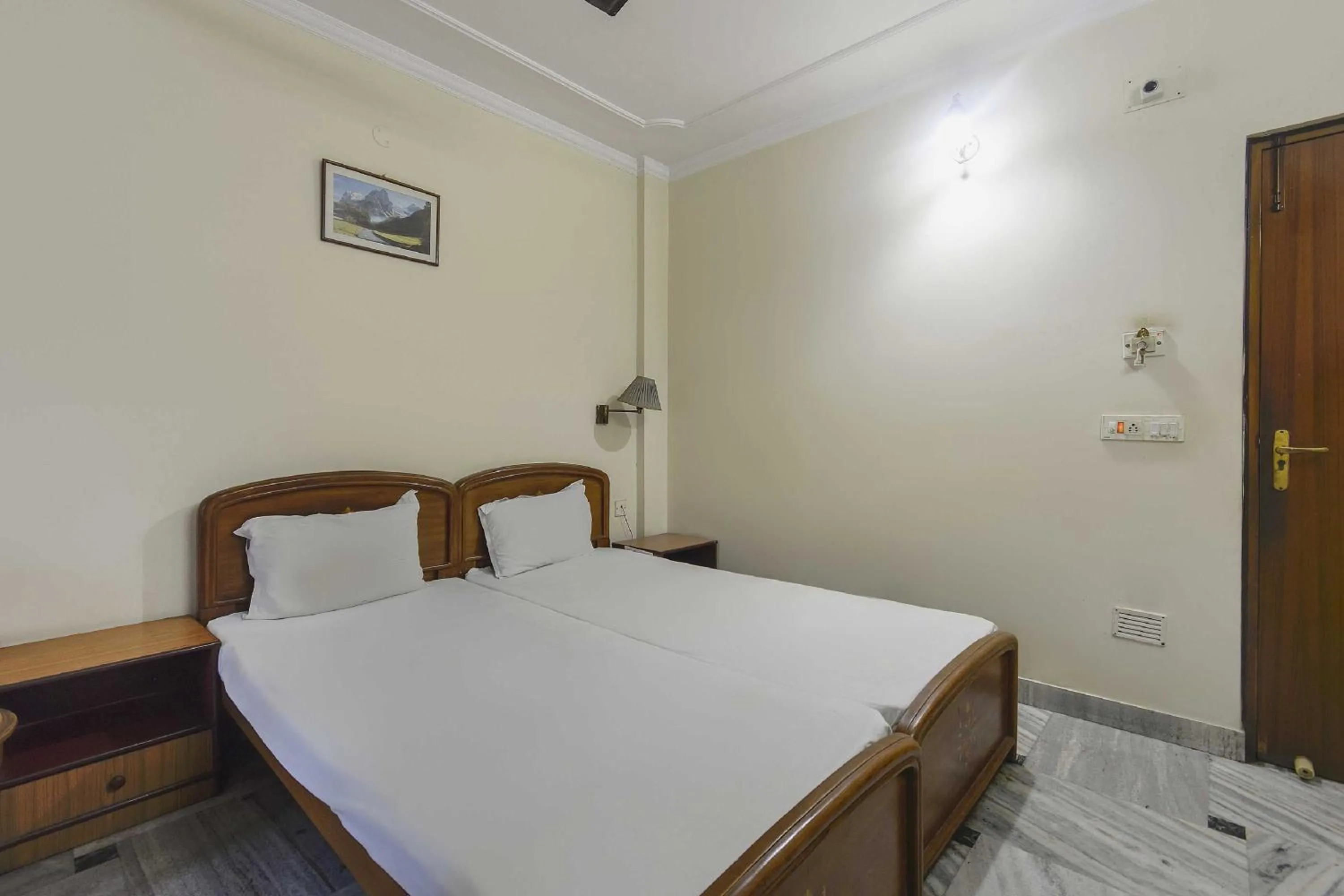 Bedroom, Bed in Super Hotel O Ajanta