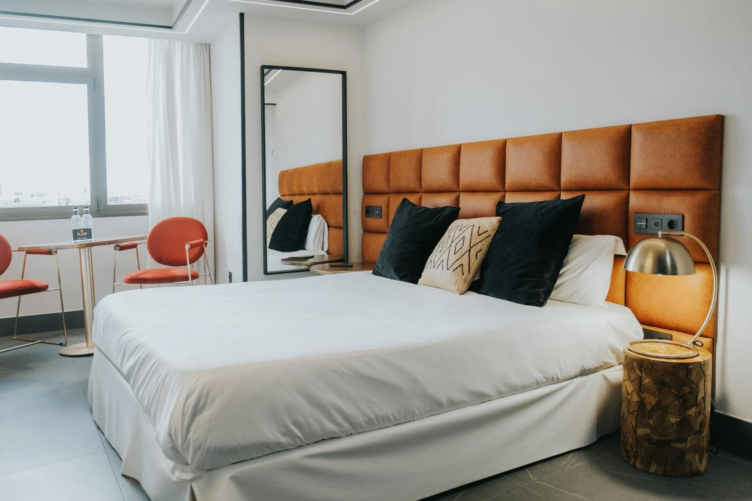 Bed in Poem Suites, Las Canteras