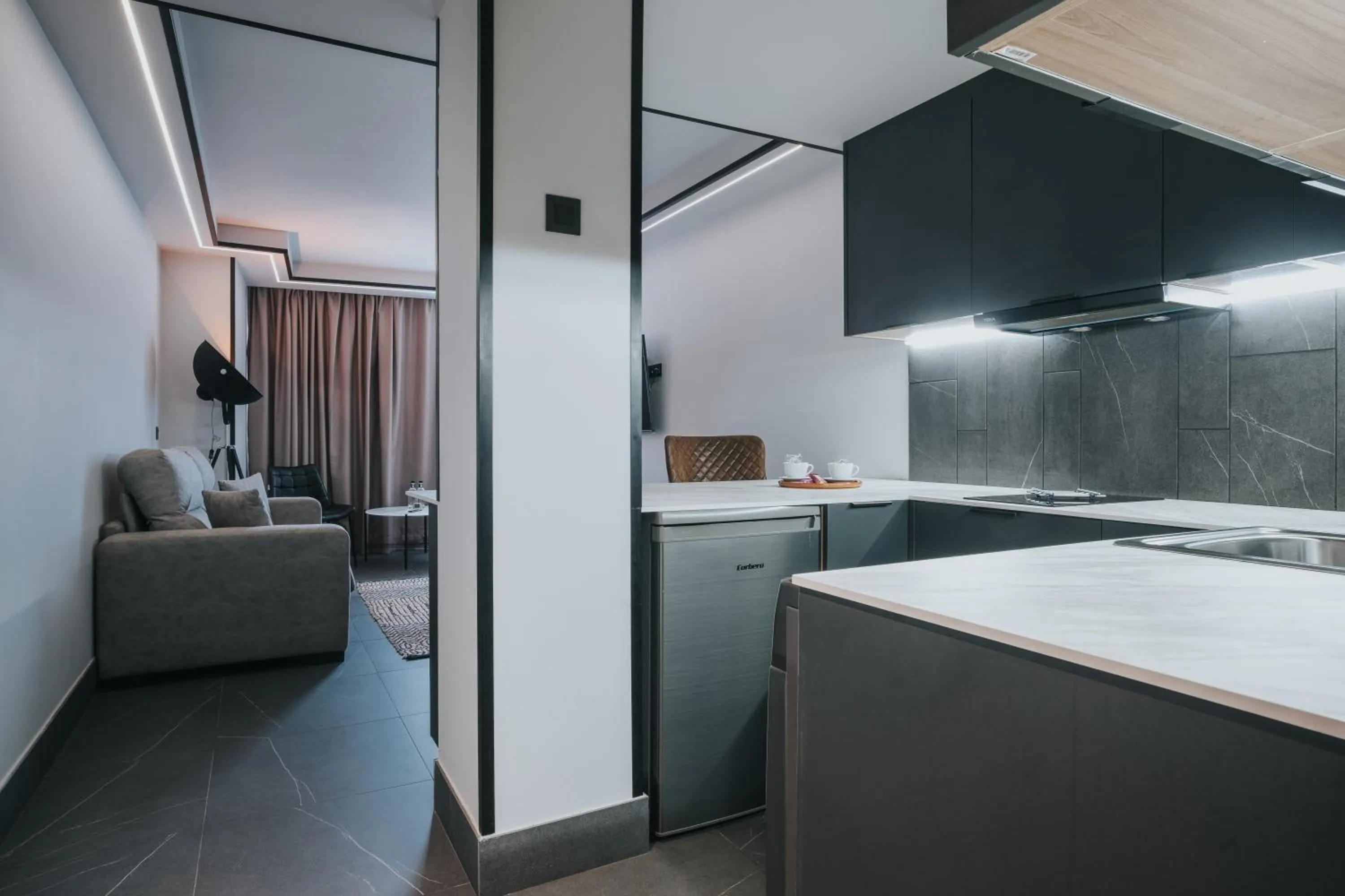 Kitchen or kitchenette in Poem Suites, Las Canteras