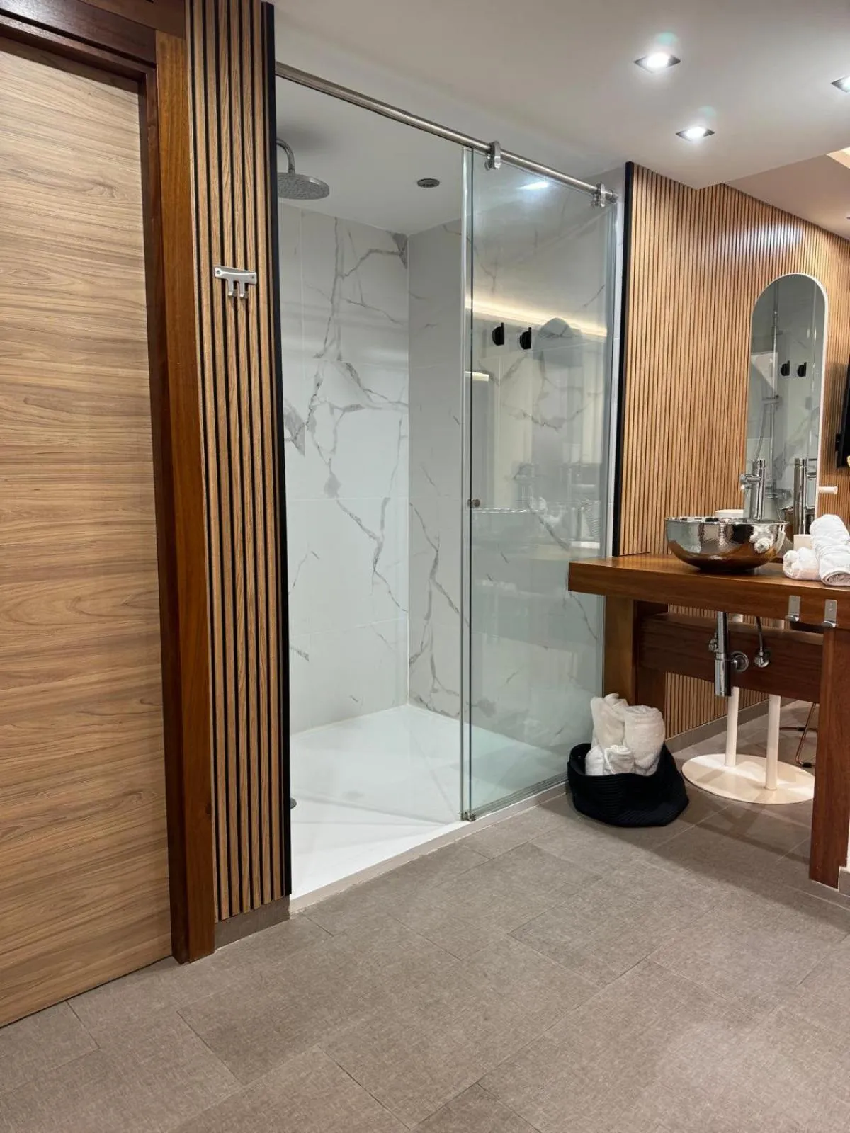 Shower in Poem Suites, Las Canteras