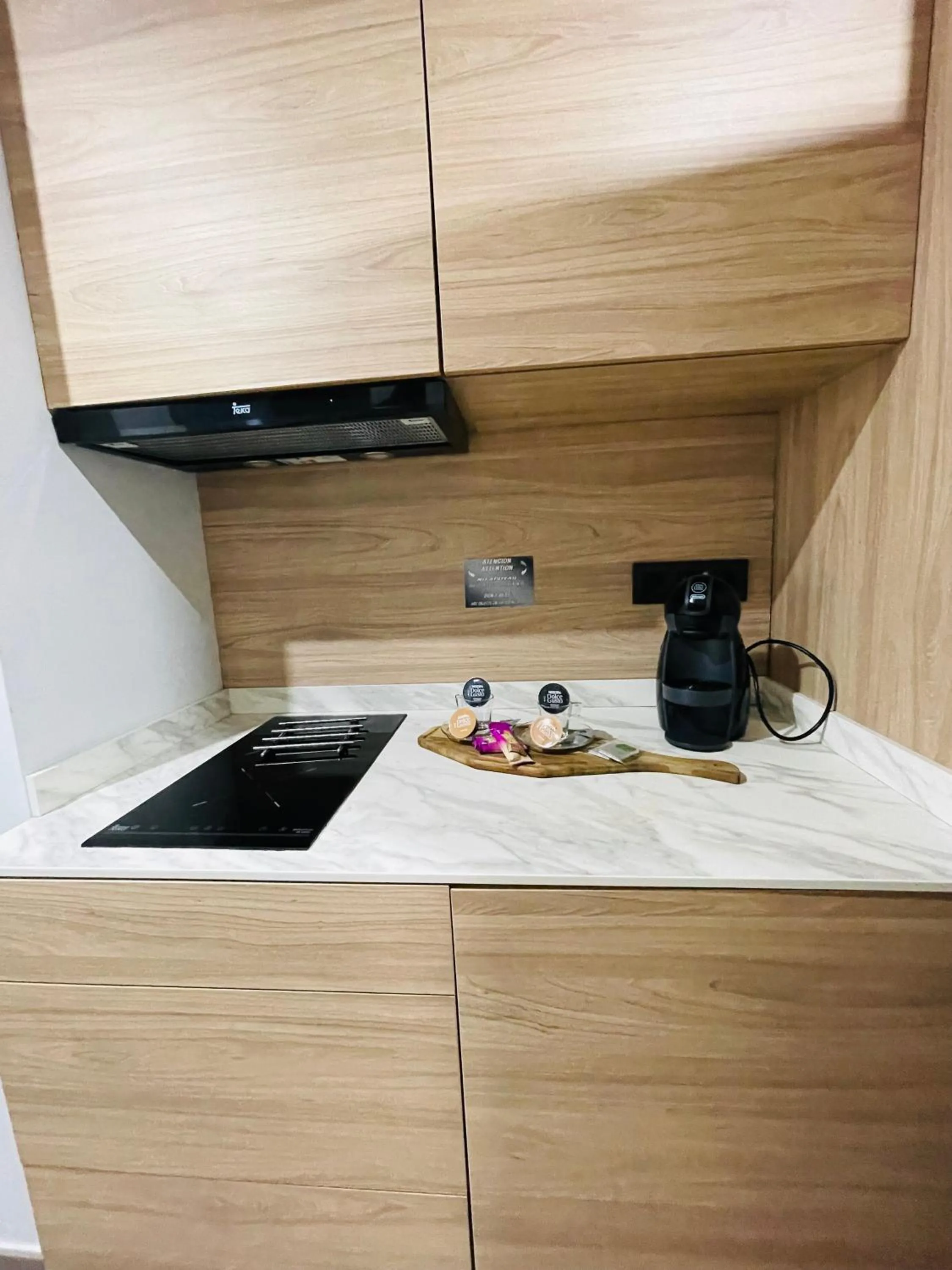 Coffee/tea facilities in Poem Suites, Las Canteras