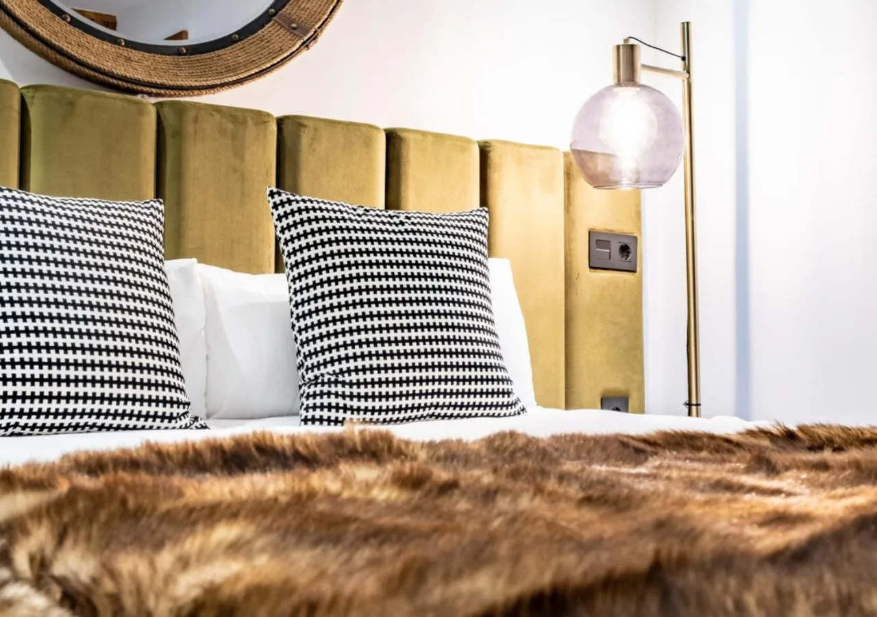 Bed in Poem Suites, Las Canteras