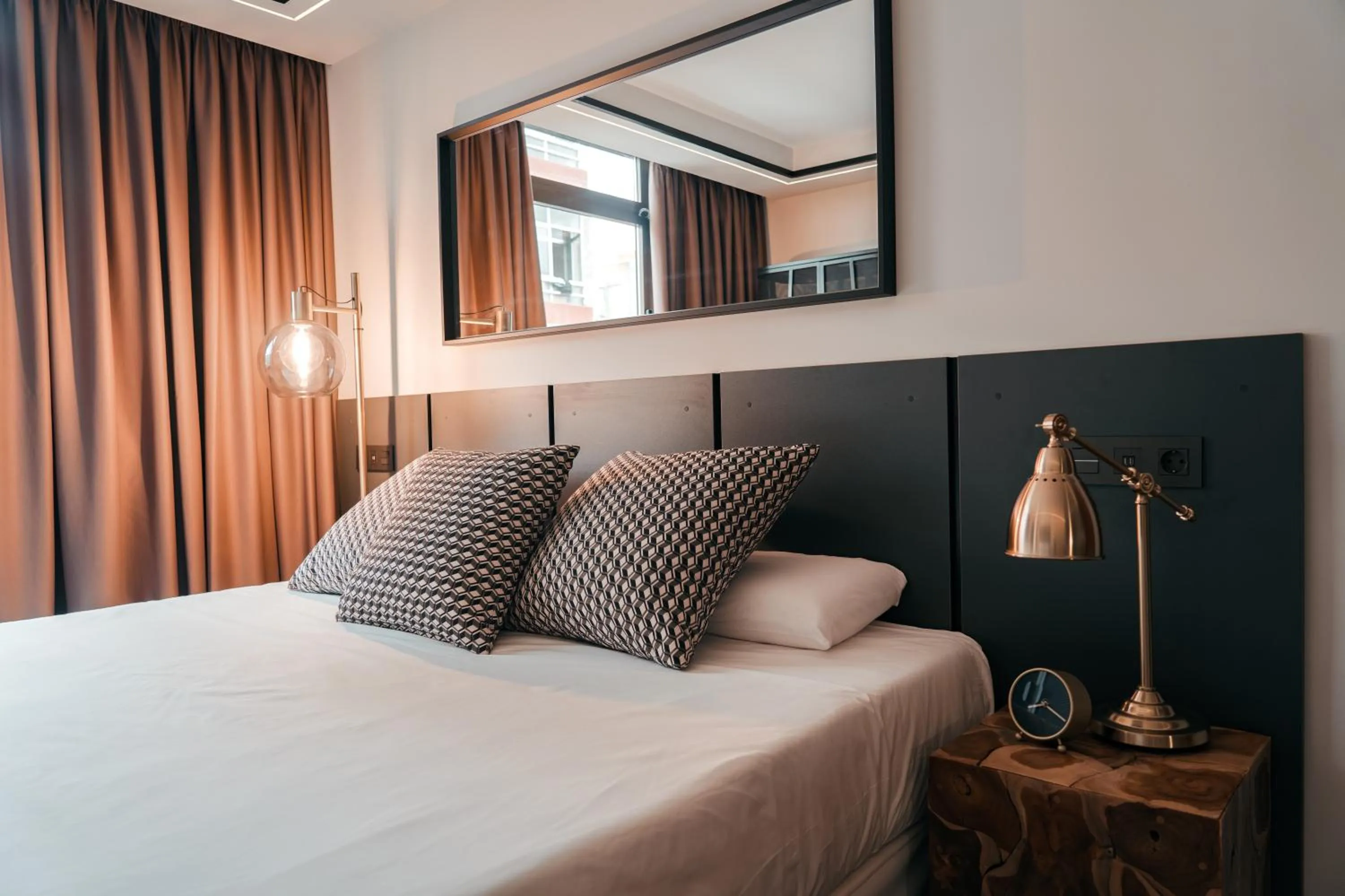 Bed in Poem Suites, Las Canteras