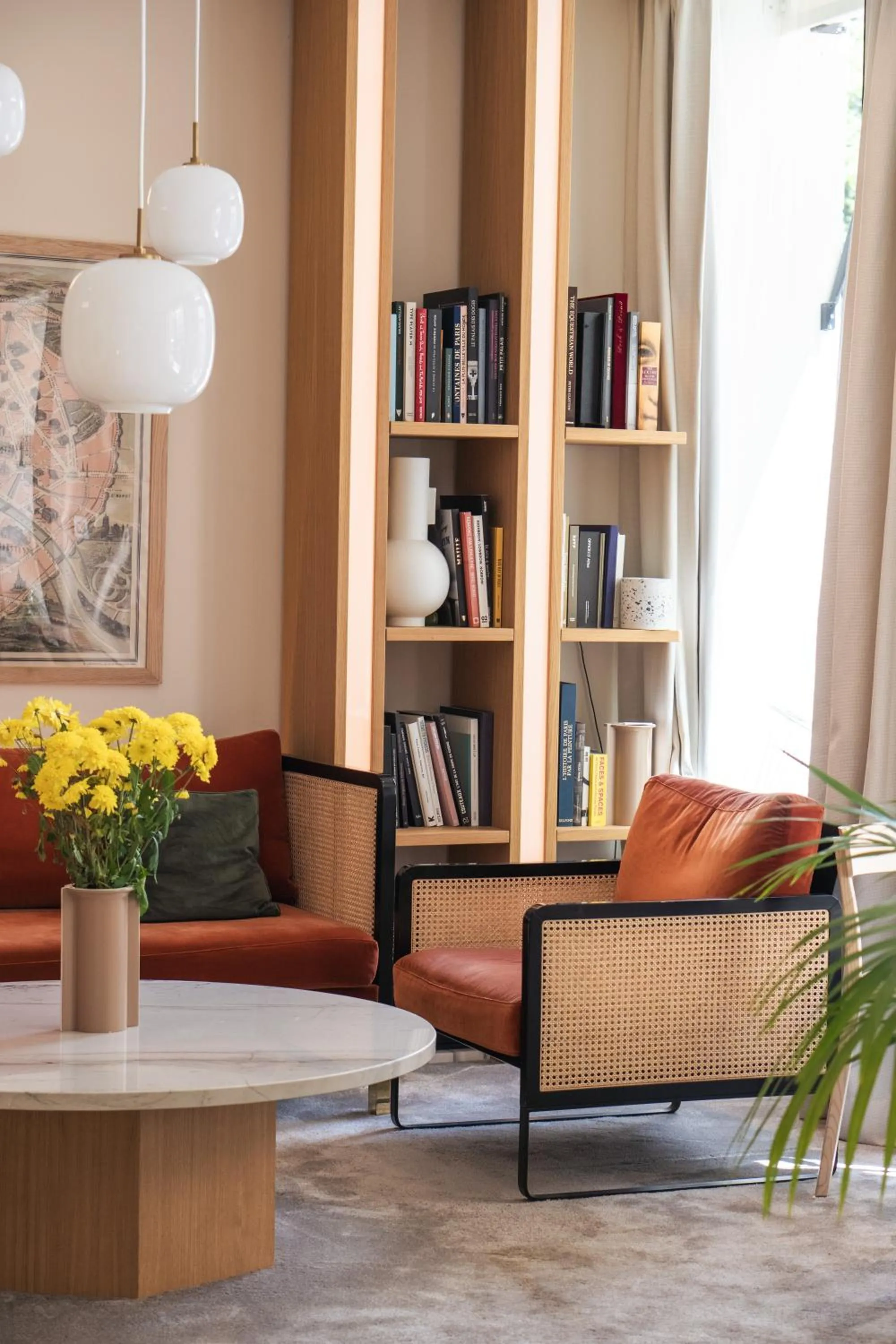 Property building in Hôtel Oratio