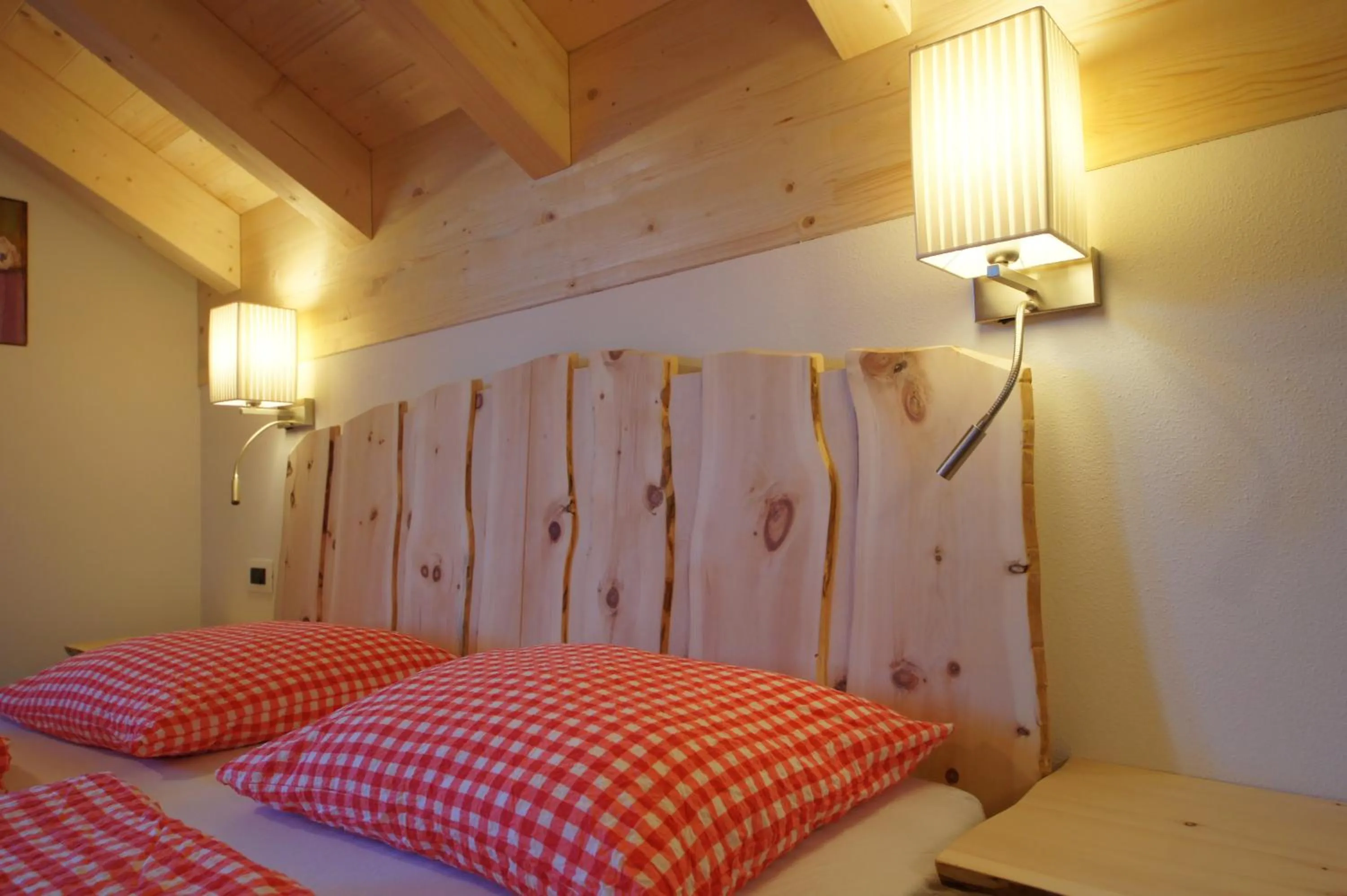 Decorative detail in Garnì Sirio