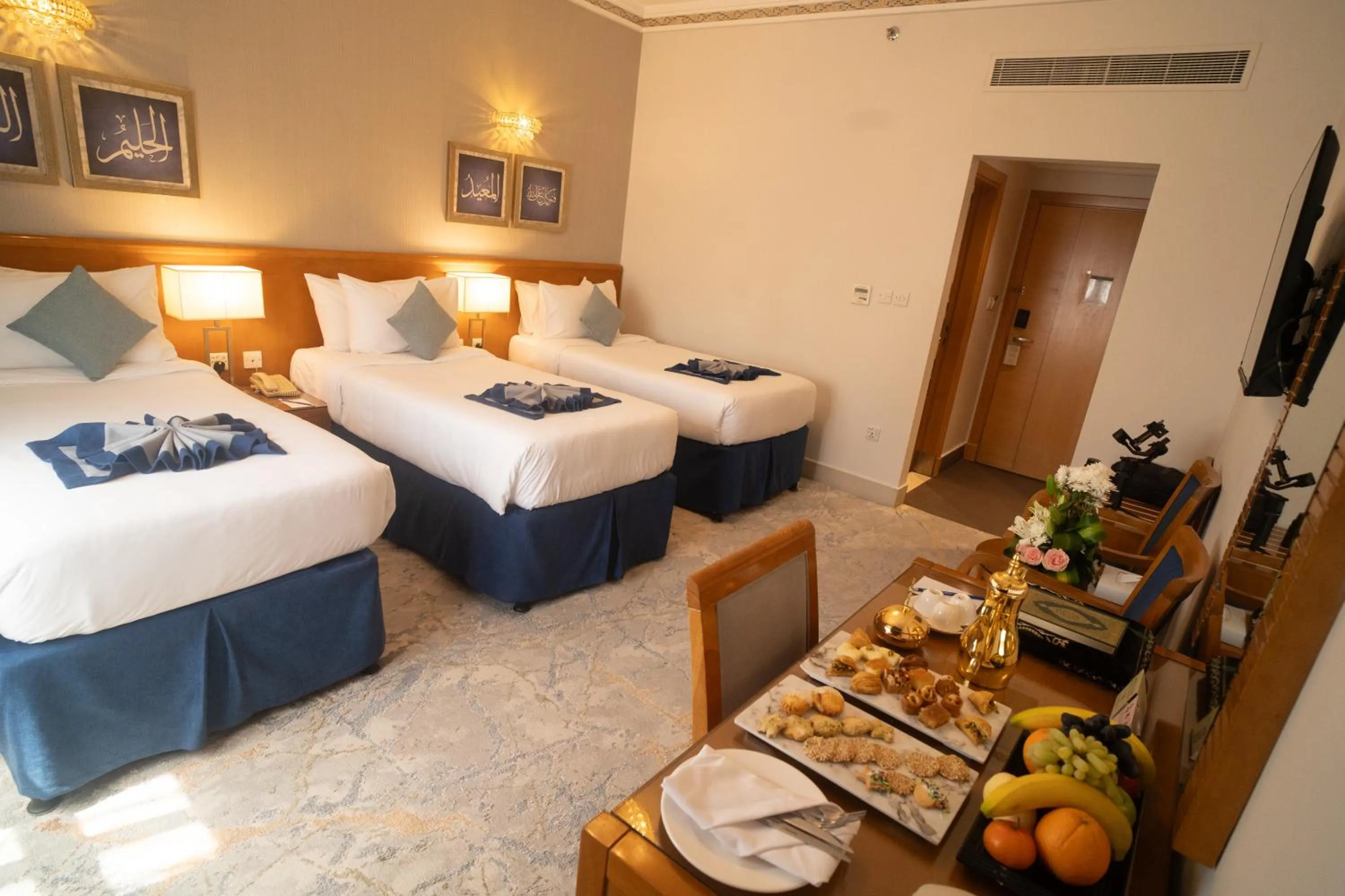 TV and multimedia, Bed in Emaar Grand Hotel