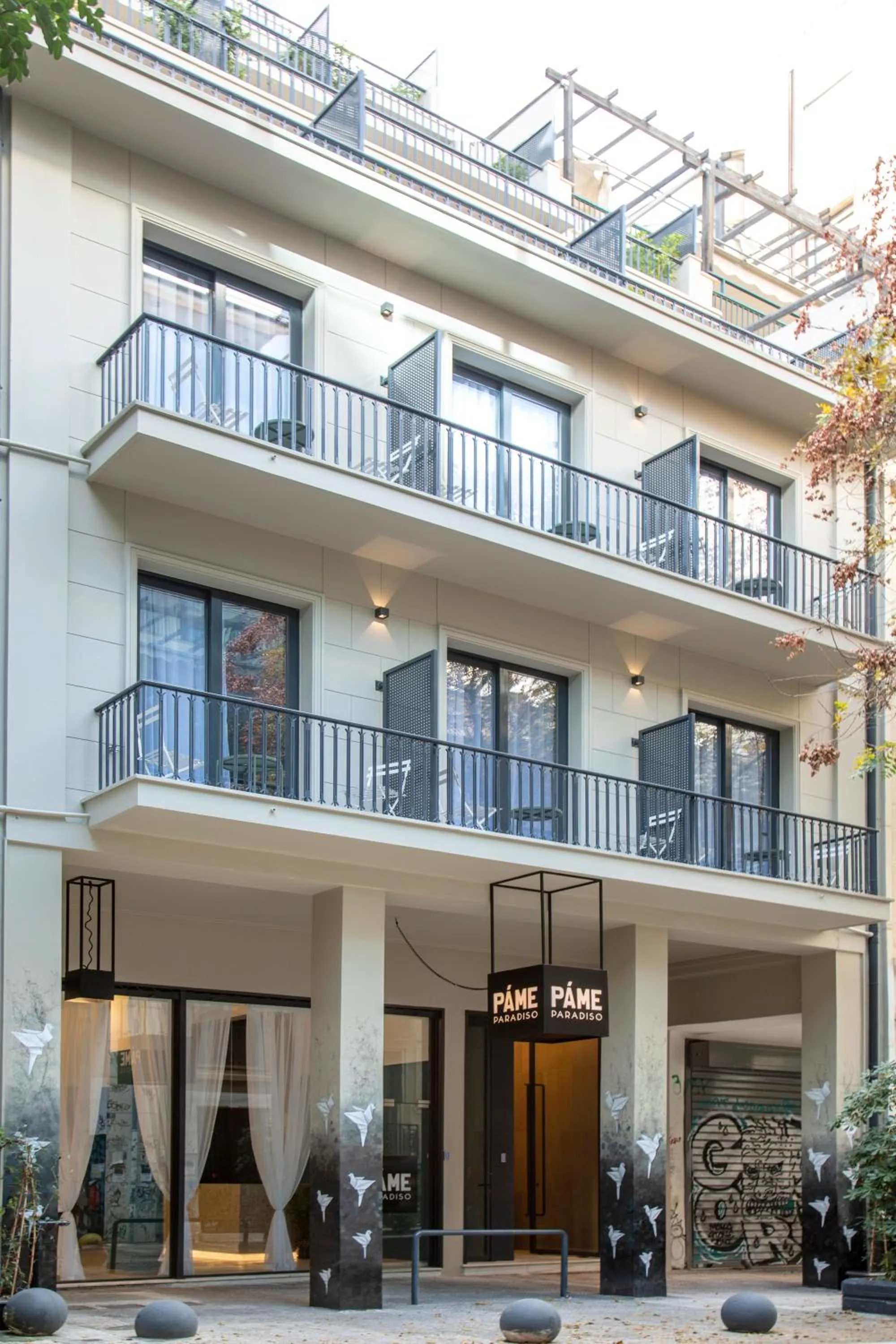 Property building in PAME Paradiso