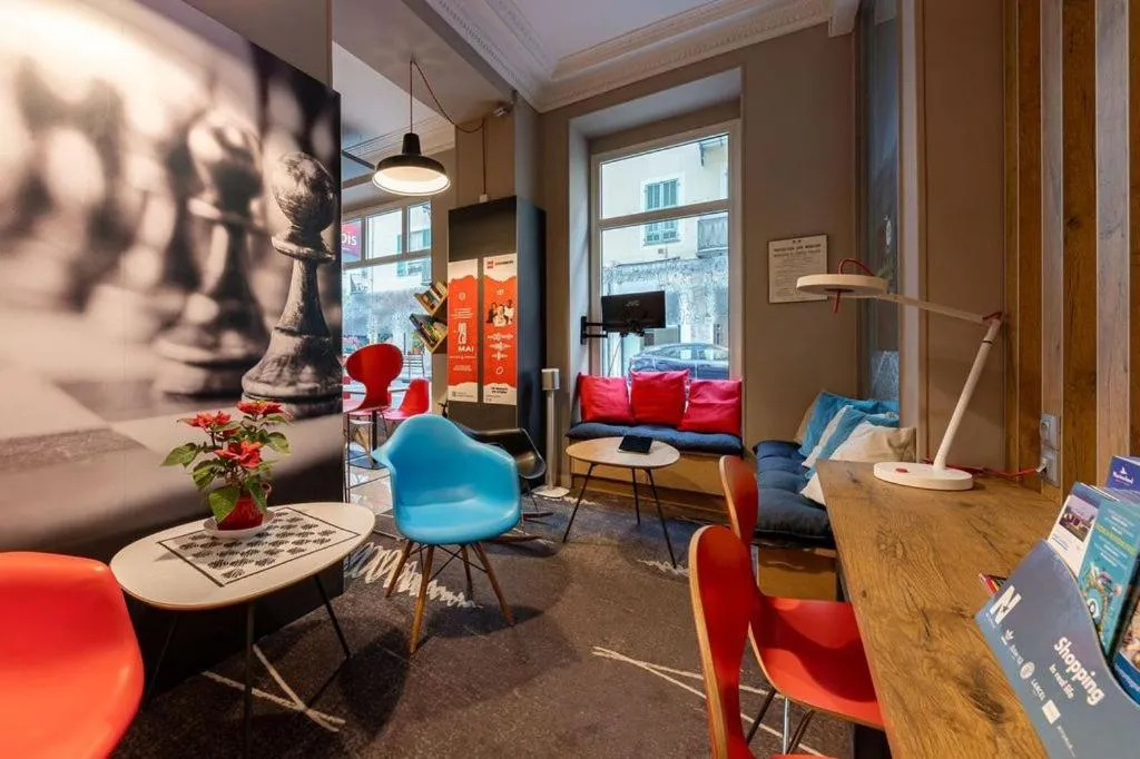 Living room in ibis Nice Centre Notre Dame