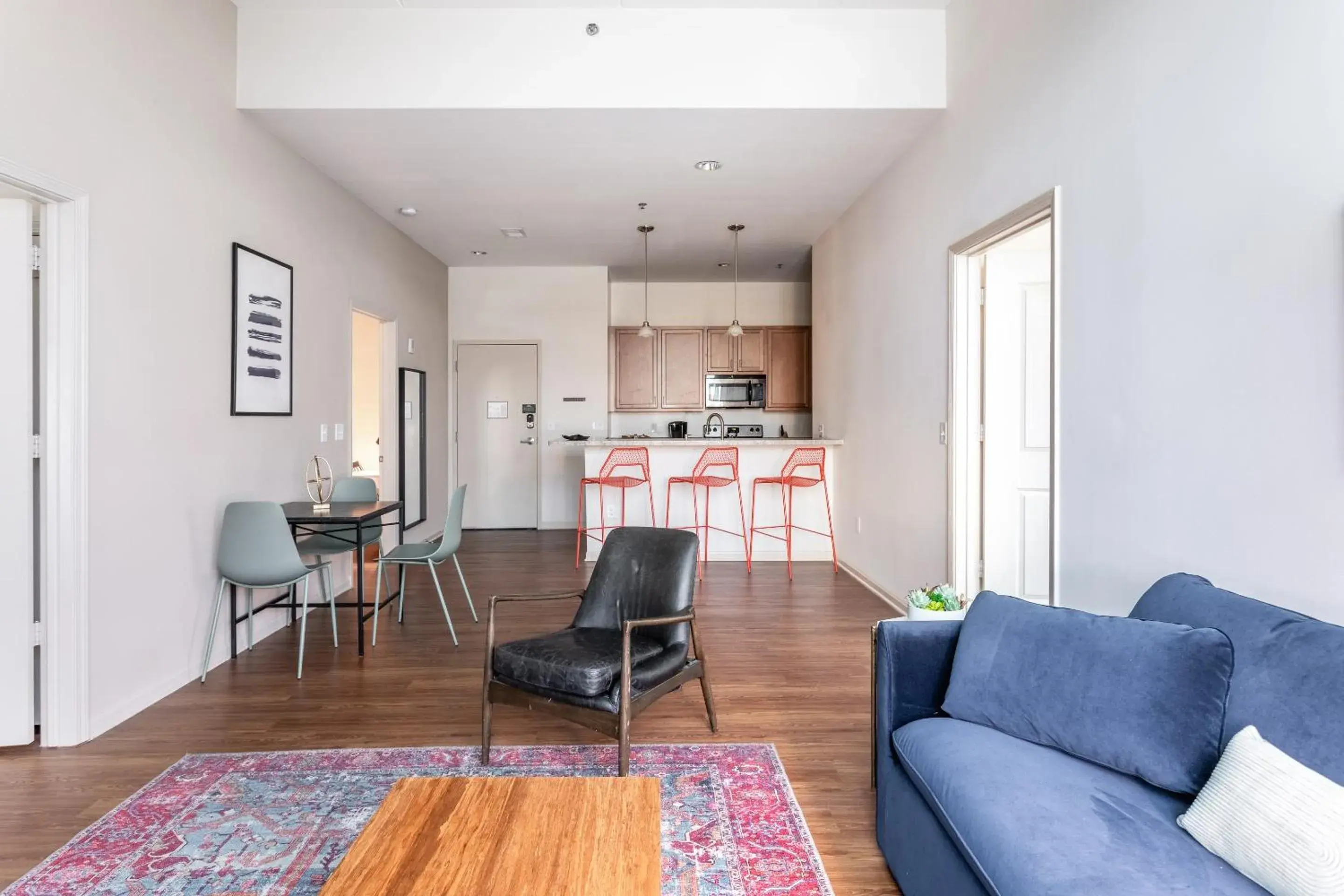 Three Bedroom Suite (Self Check-in with Virtual Front Desk) in Mint House Greenville Downtown By Kasa Three Bedroom Suite (Self Check-in with Virtual Front Desk) in Mint House Greenville Downtown By Kasa