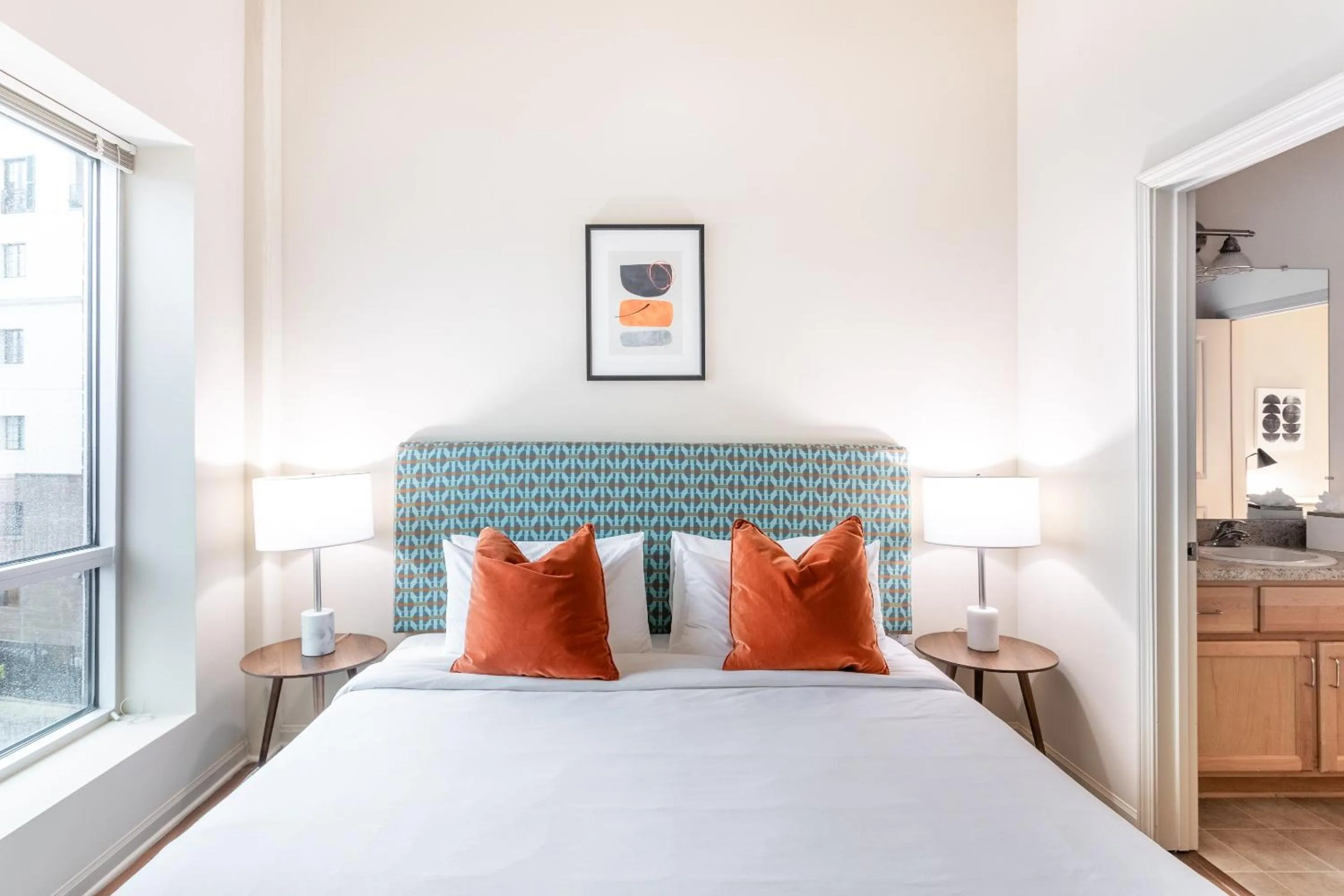 Bed in Mint House Greenville Downtown By Kasa