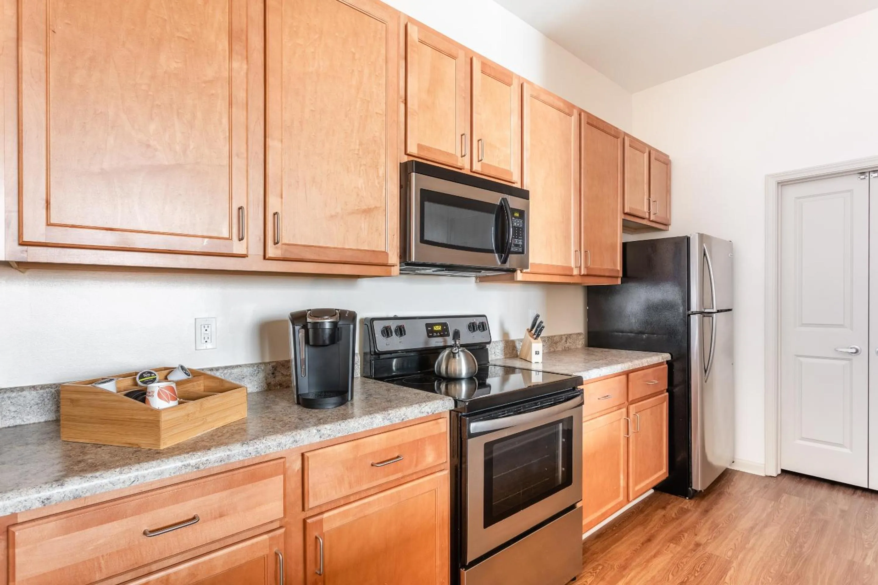 Coffee/tea facilities in Mint House Greenville Downtown By Kasa