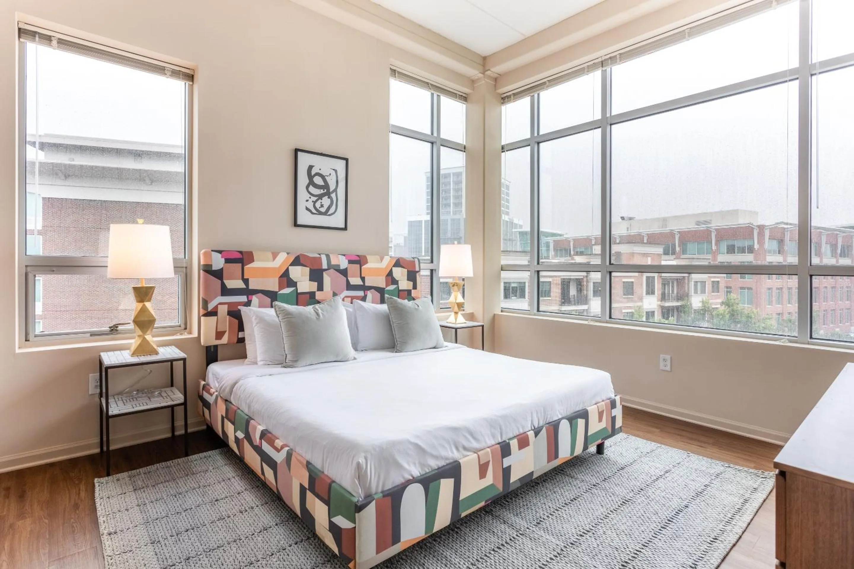 Bed in Mint House Greenville Downtown By Kasa