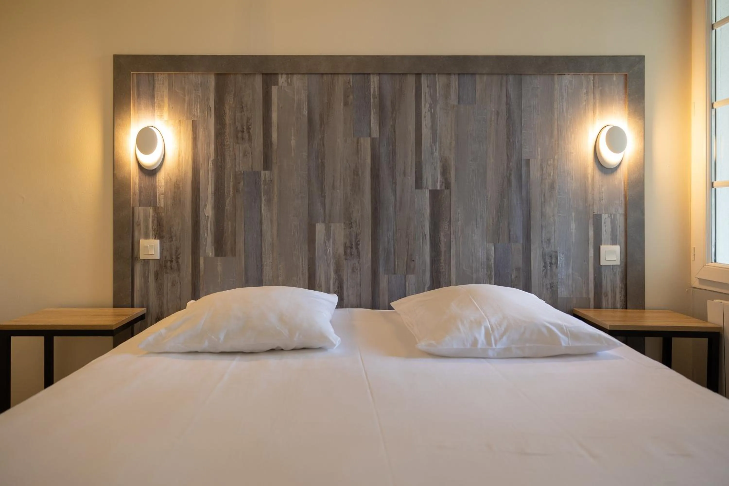 Bedroom, Bed in Les Collines Iduki