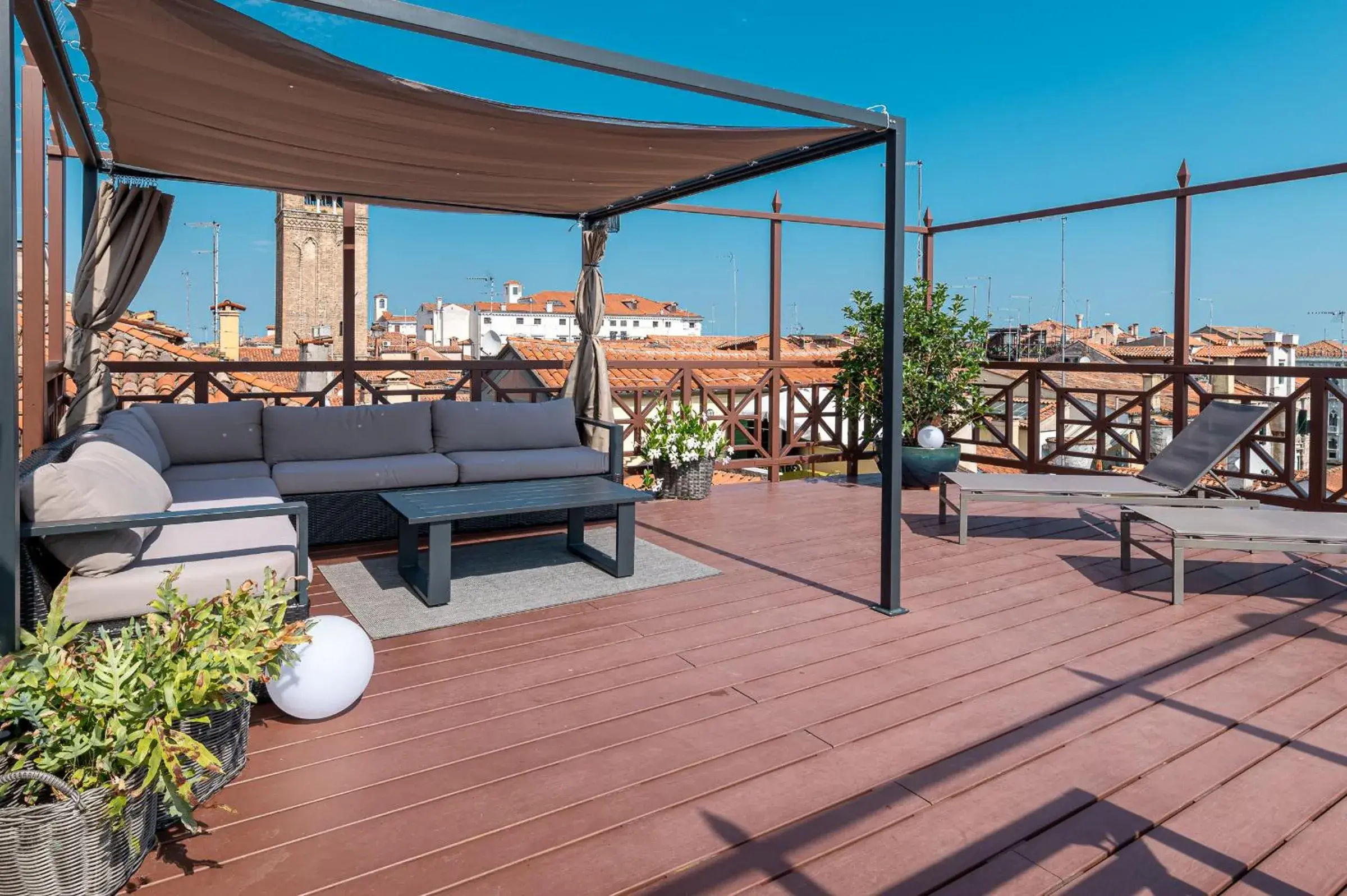 La Finestra sulle Beccarie La Finestra sulle Beccarie