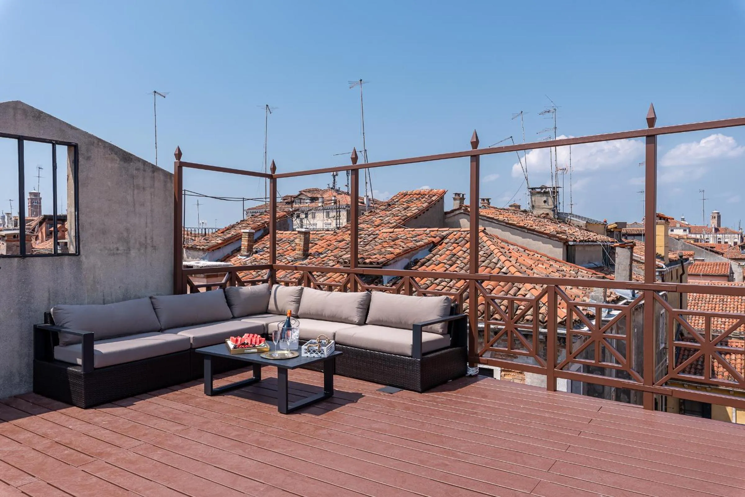 Balcony/Terrace in La Finestra sulle Beccarie
