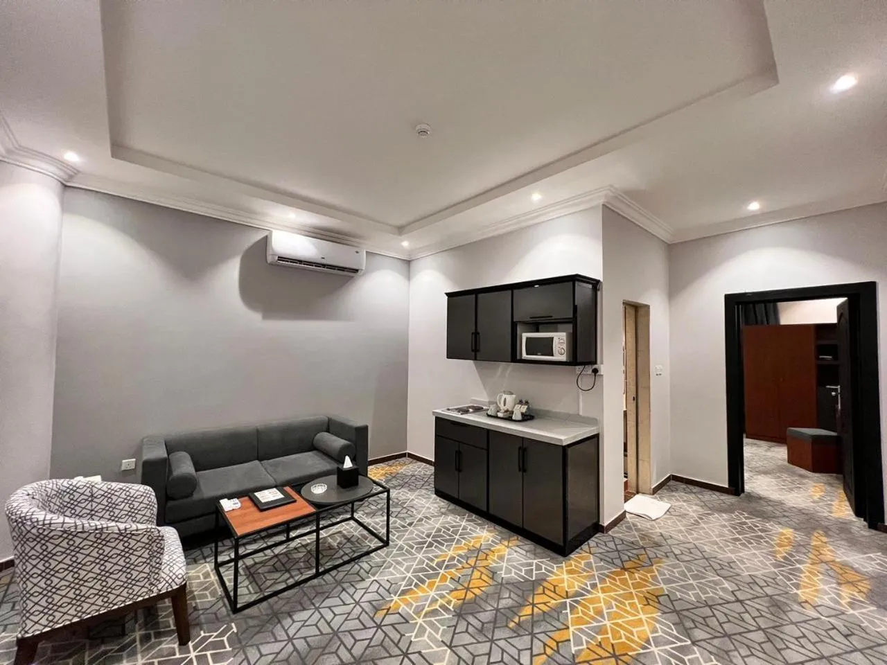 Kitchen or kitchenette in Al Muhaidb Residence Al Maidan