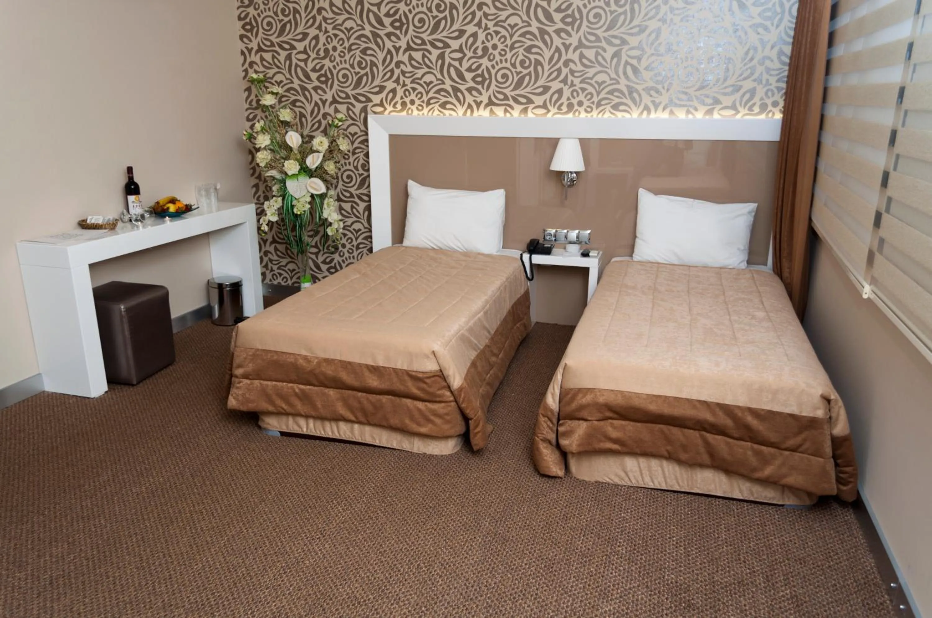 Photo of the whole room, Bed in Sultan Hotel