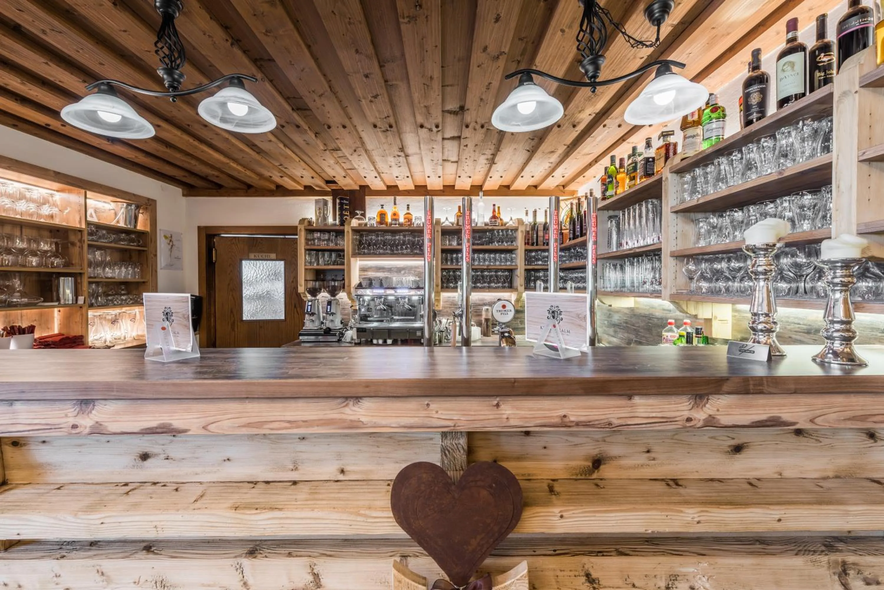 Lounge or bar in Hotel Künstleralm