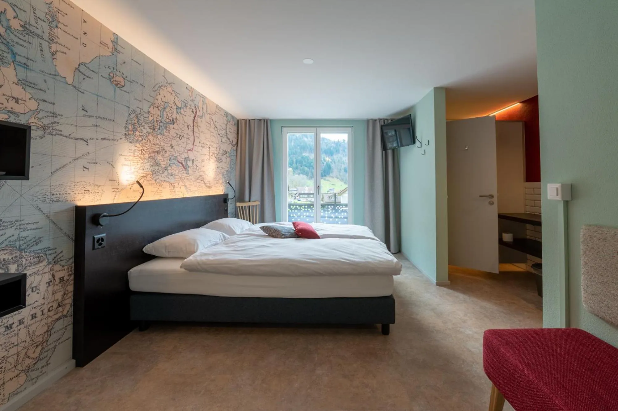 Bed in Emma's B&B - Self Check-in Hotel