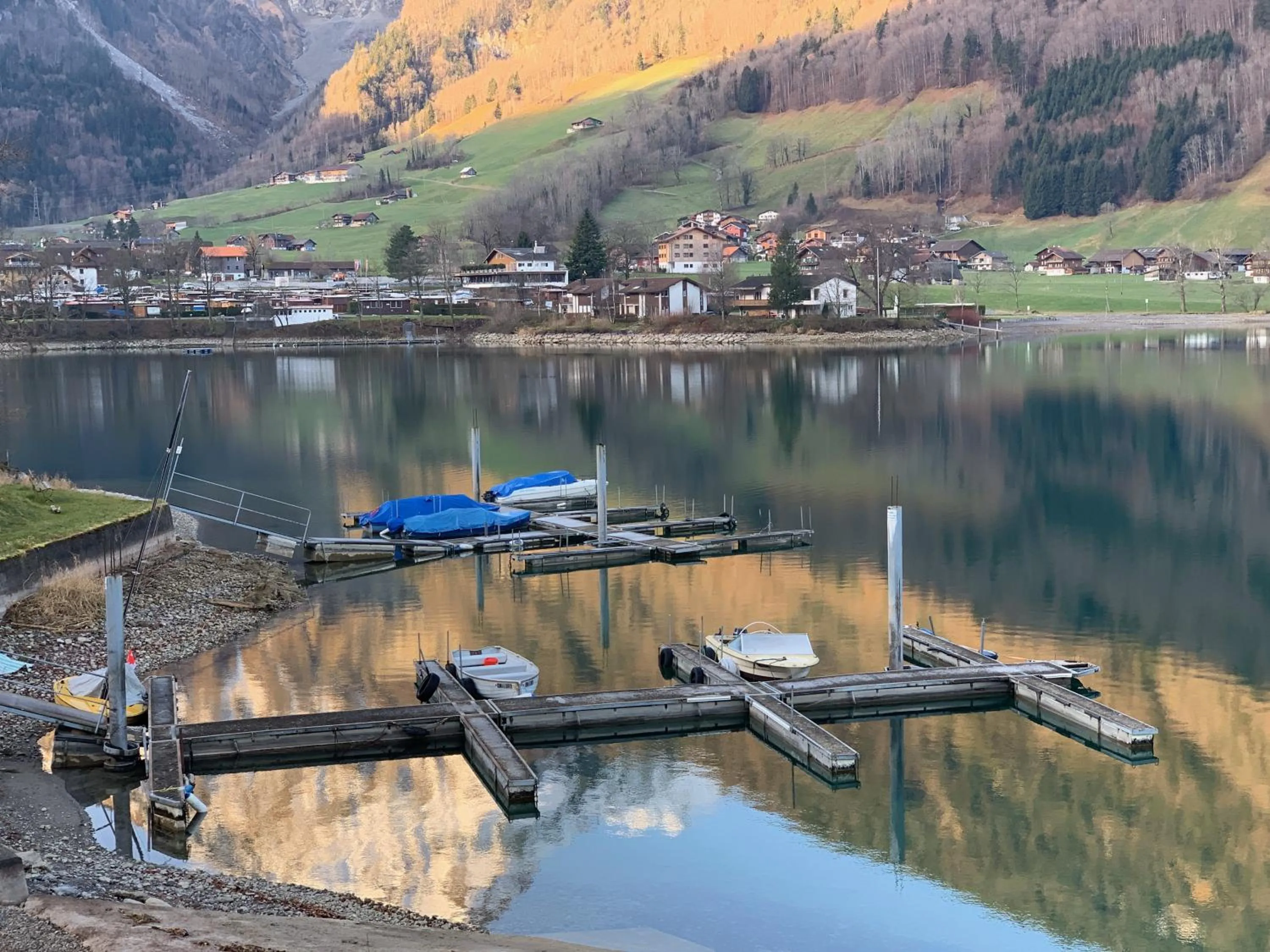 Neighbourhood in Emma's B&B - Self Check-in Hotel