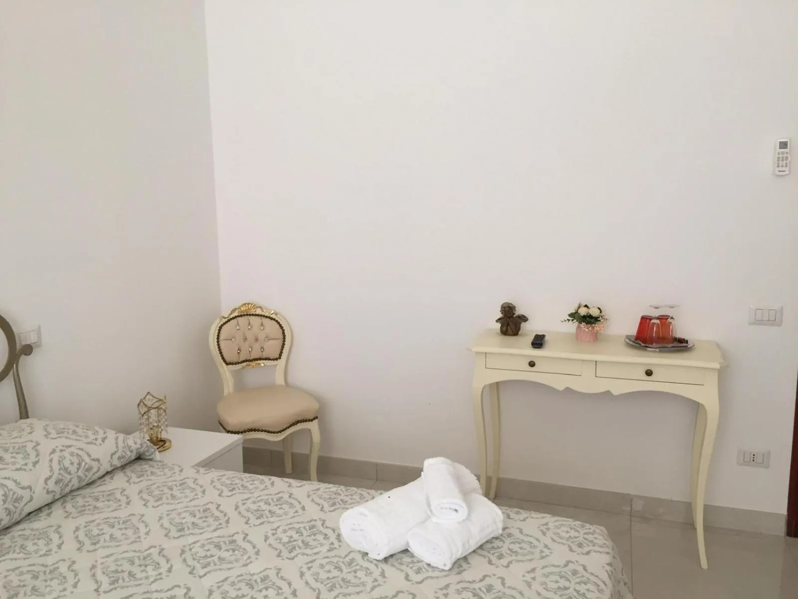 Bedroom in B&B NUNZIA