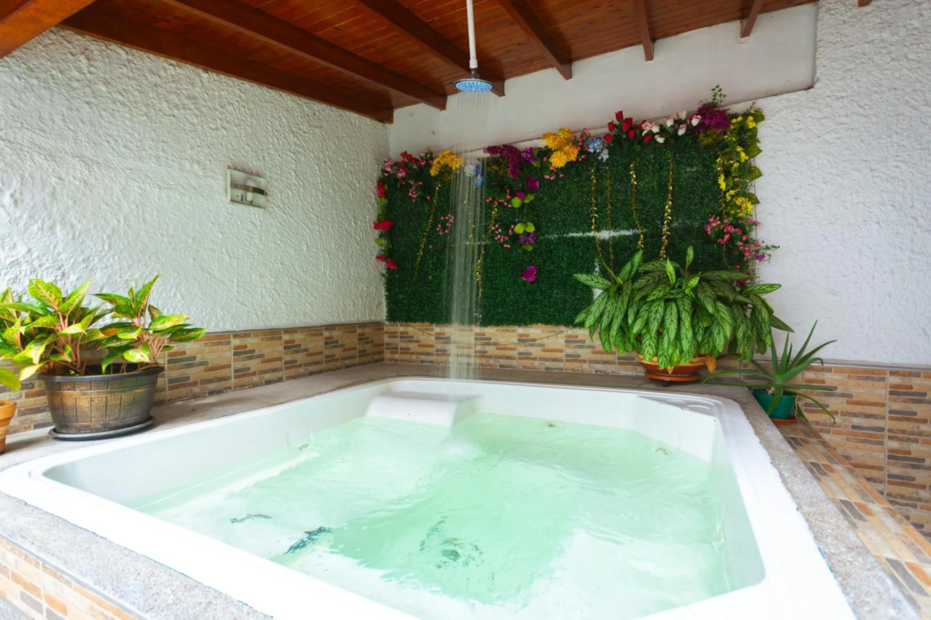Hot Tub in Hotel Colores Boutique