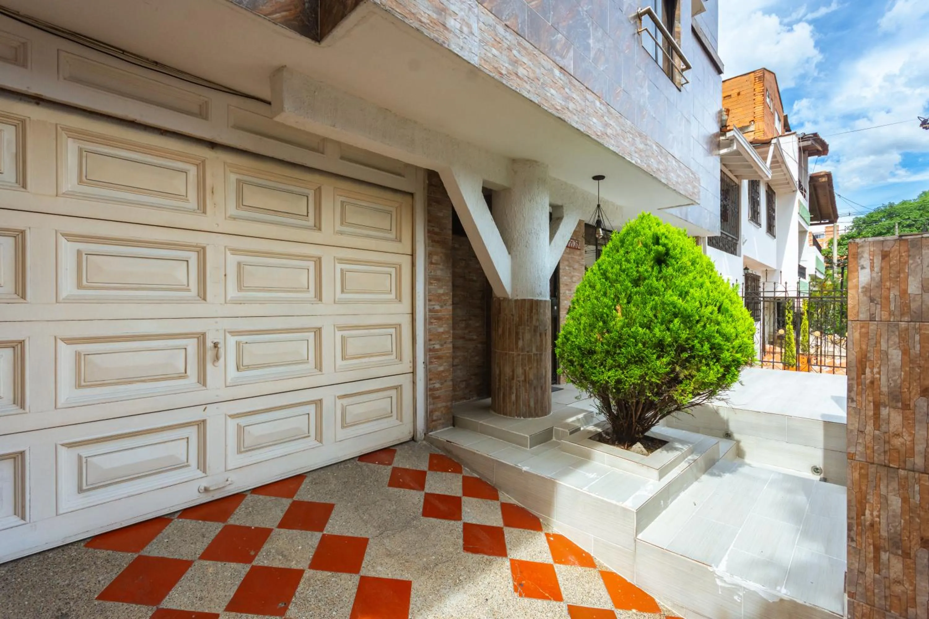 Property building in Hotel Colores Boutique