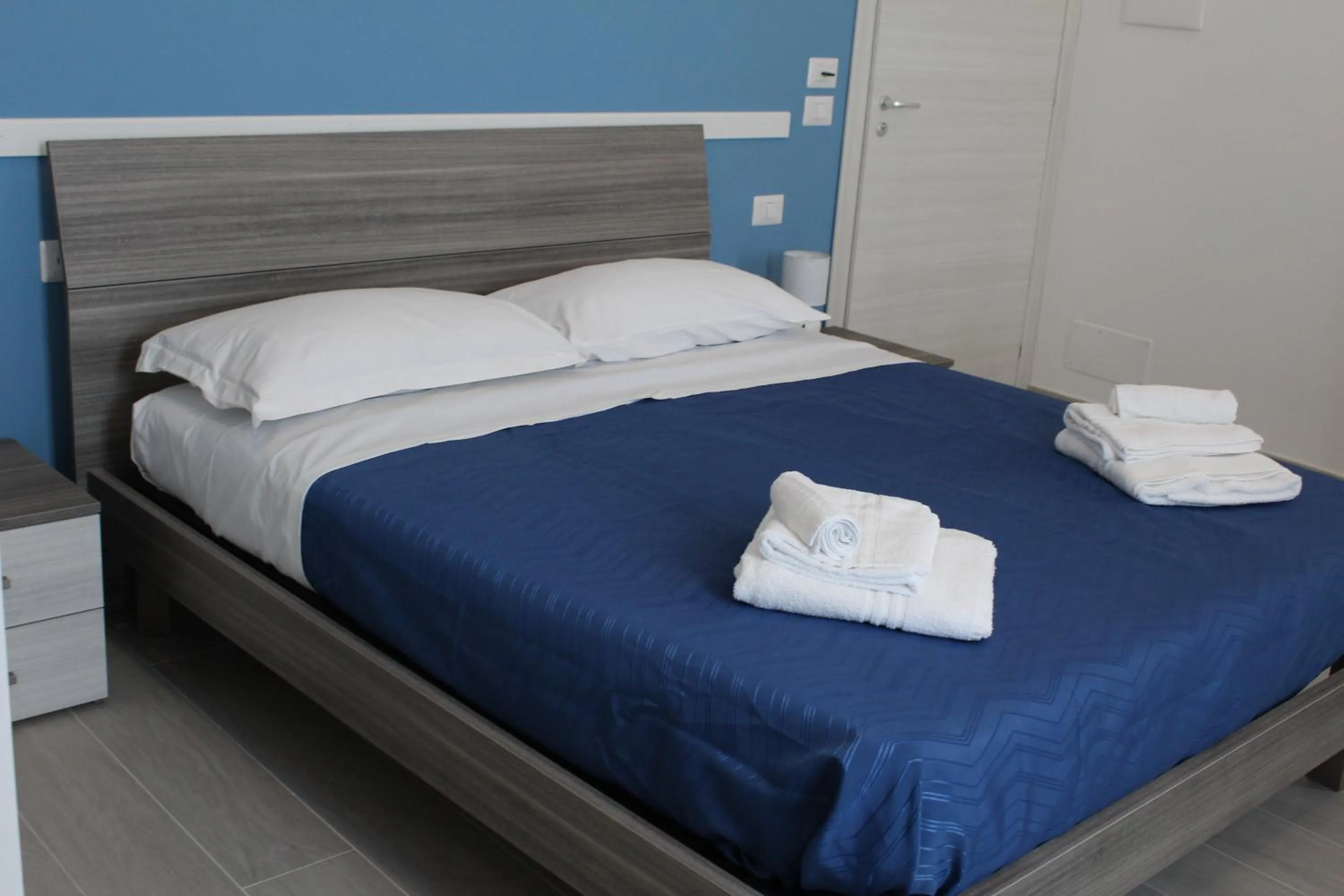 Bed in Naxos Laguna Beach