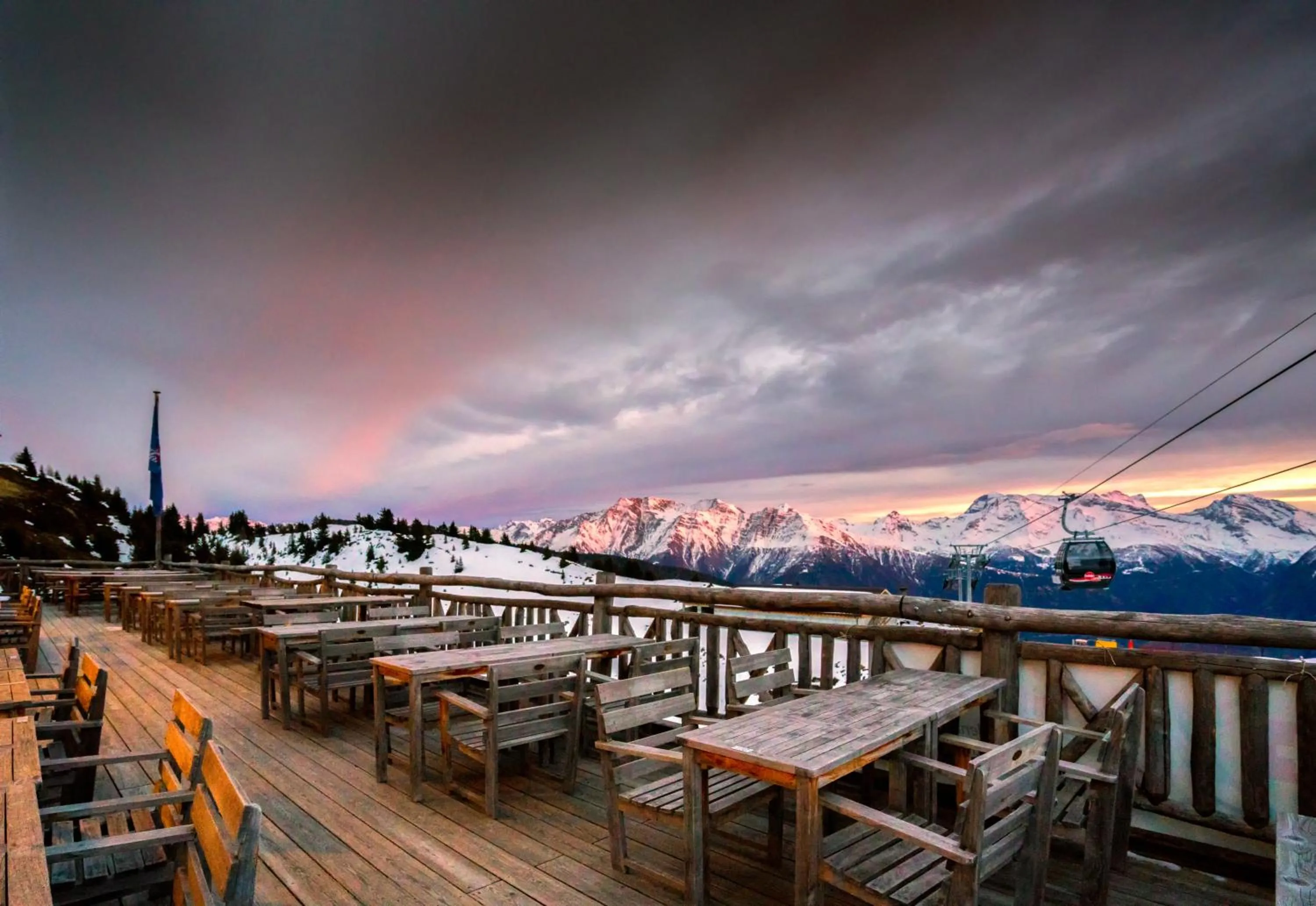 Mountain view in Hamilton Lodge & Spa