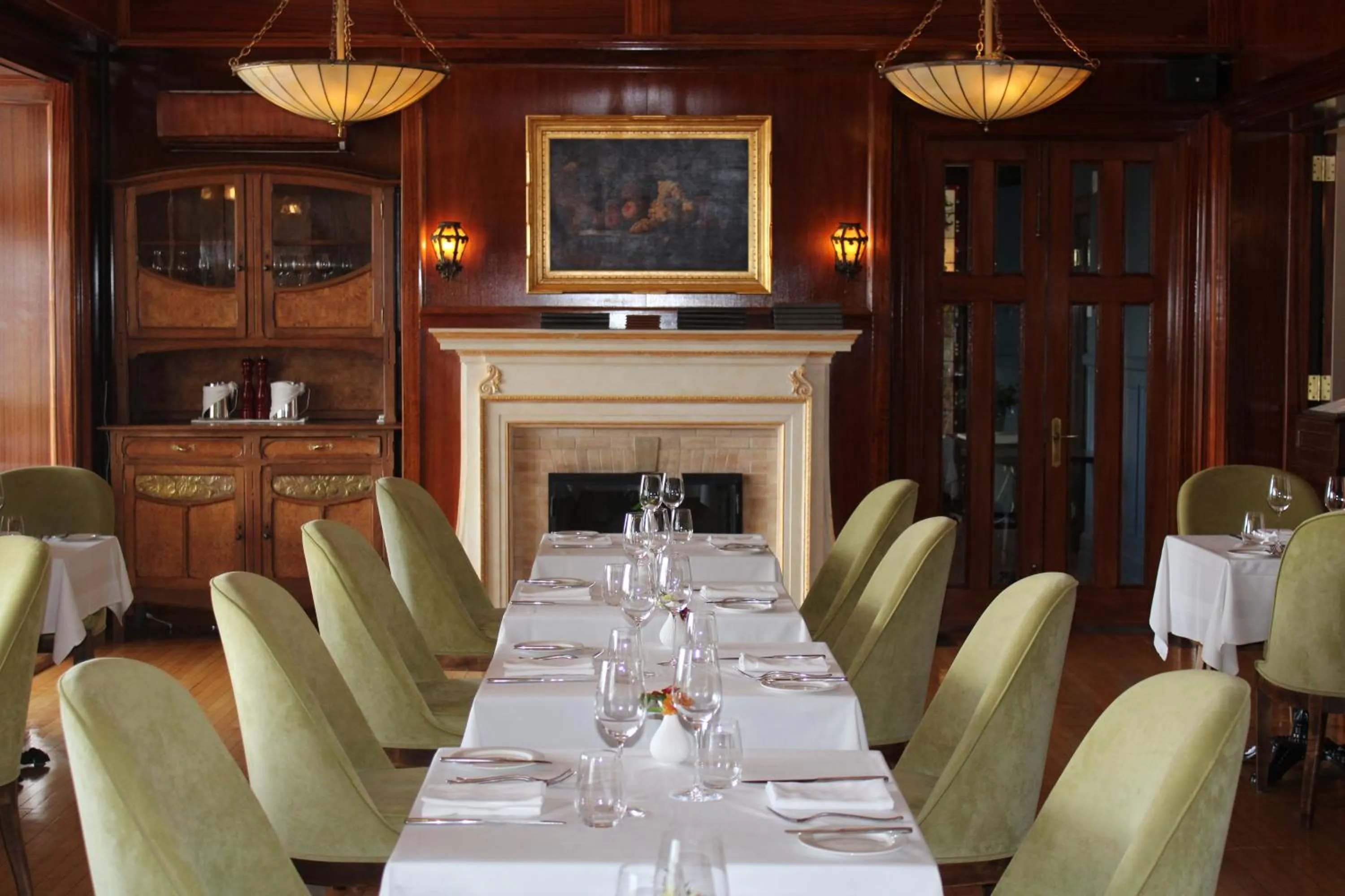 Restaurant/places to eat in StoneHaven Le Manoir - Relais & Châteaux