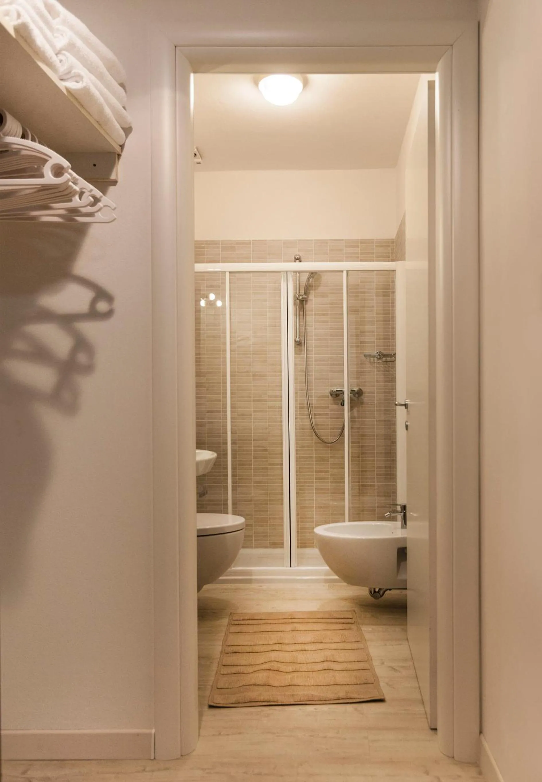 Bathroom in Hotel Roma Aparthotel