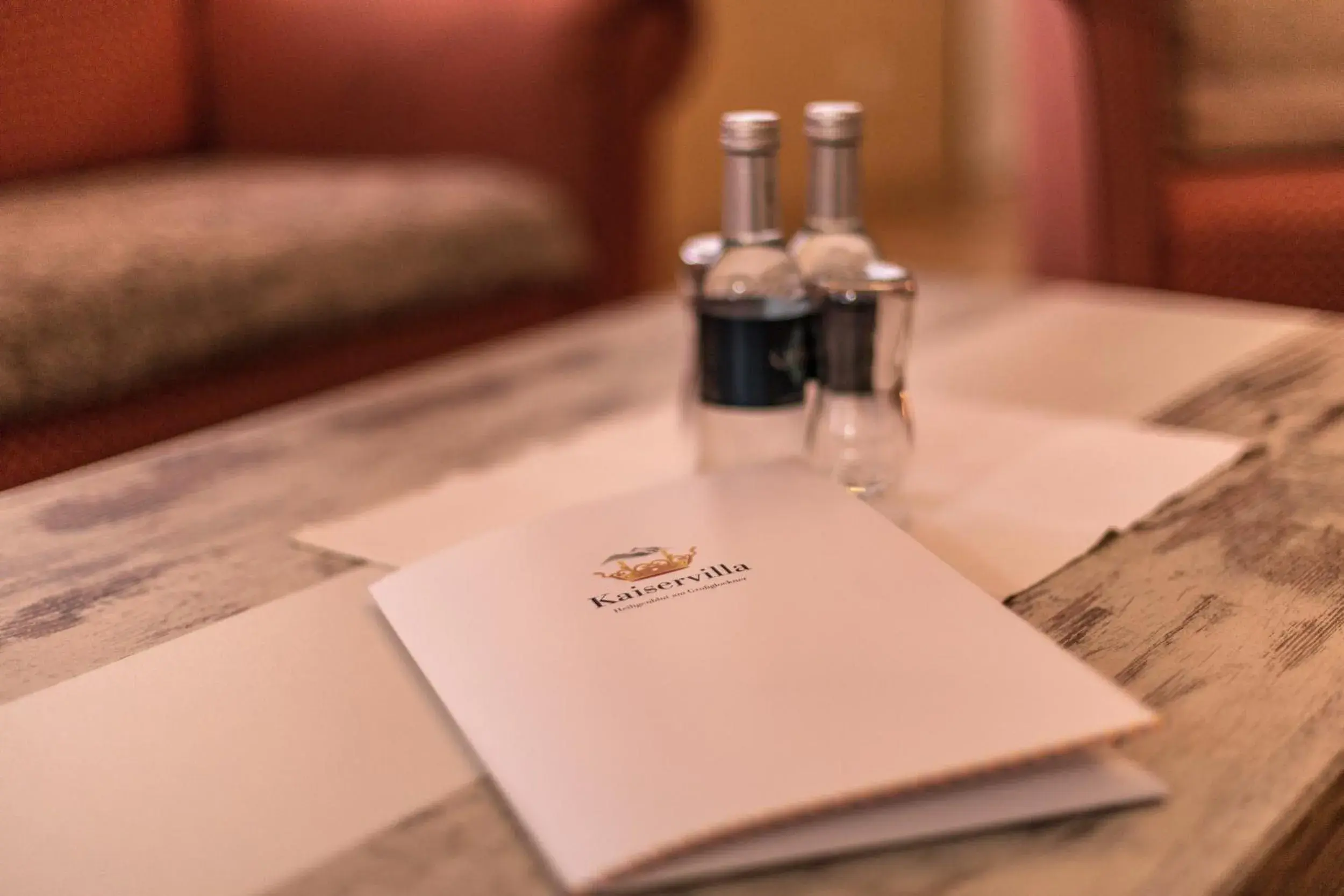 Economy Single Room in Hotel Kaiservilla Economy Single Room in Hotel Kaiservilla