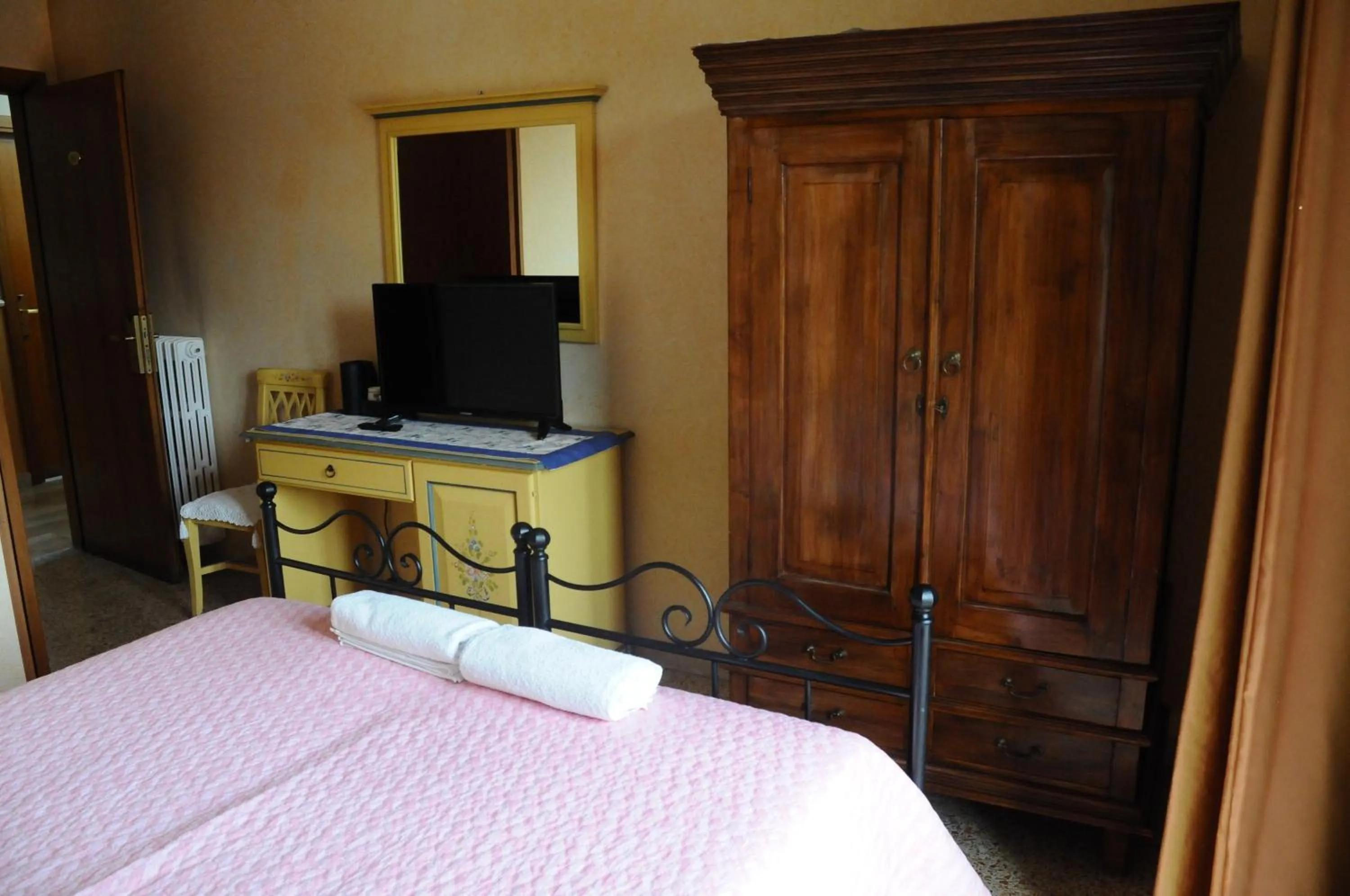 Bed in Hotel La Villa