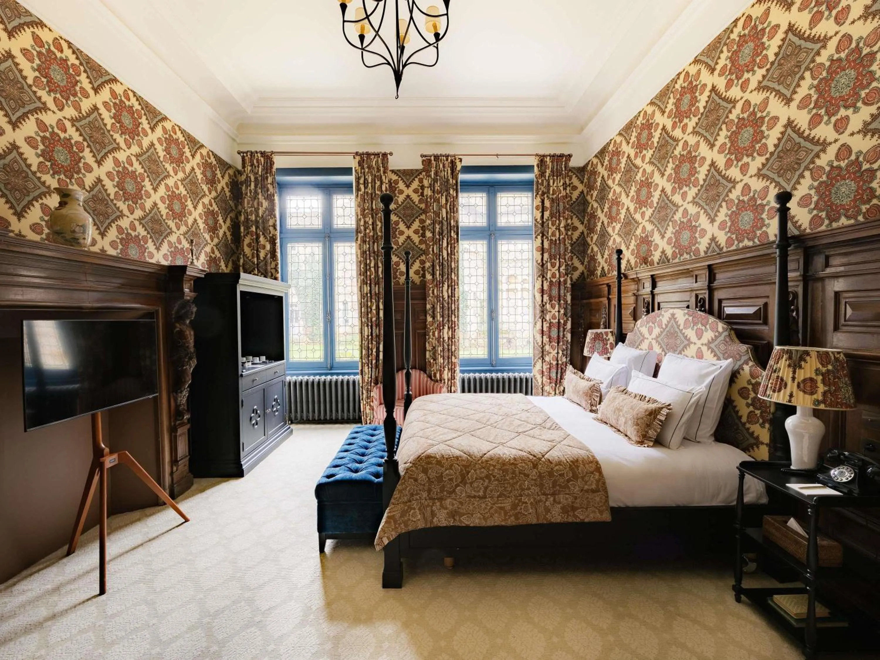 Bedroom, Bed in Abbaye Des Vaux De Cernay