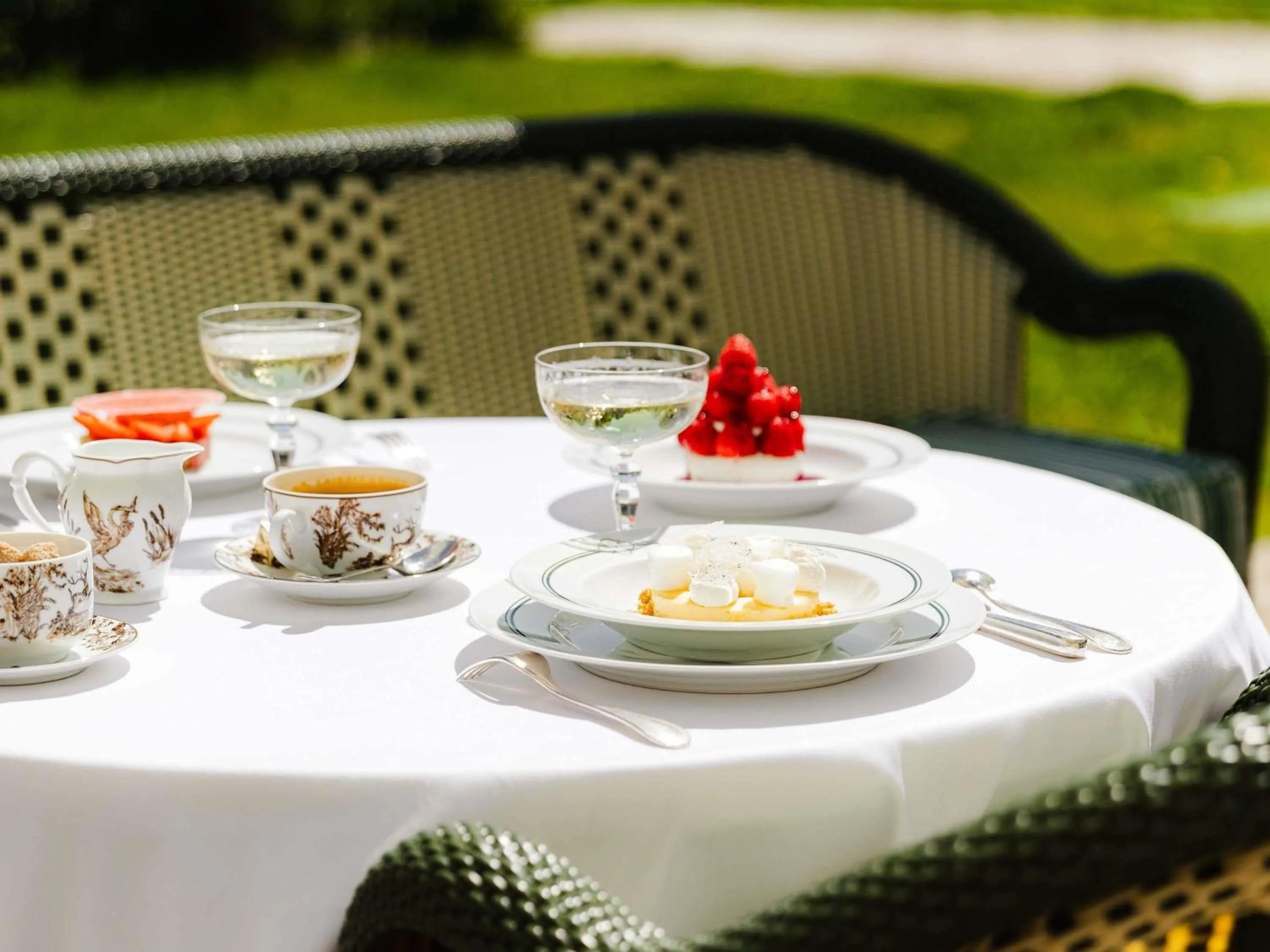 Restaurant/places to eat in Abbaye Des Vaux De Cernay