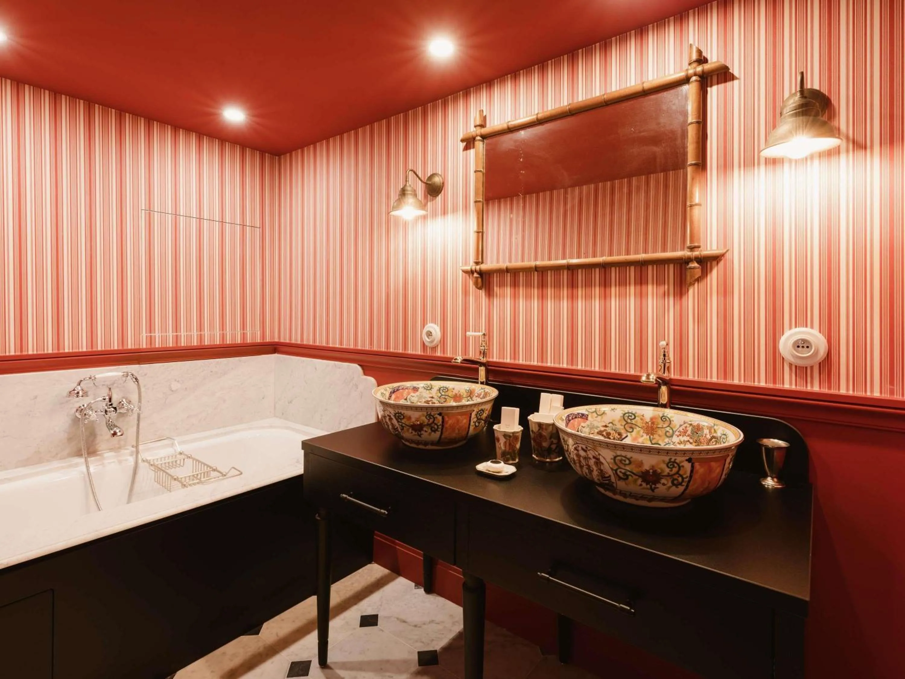 Bedroom in Abbaye Des Vaux De Cernay