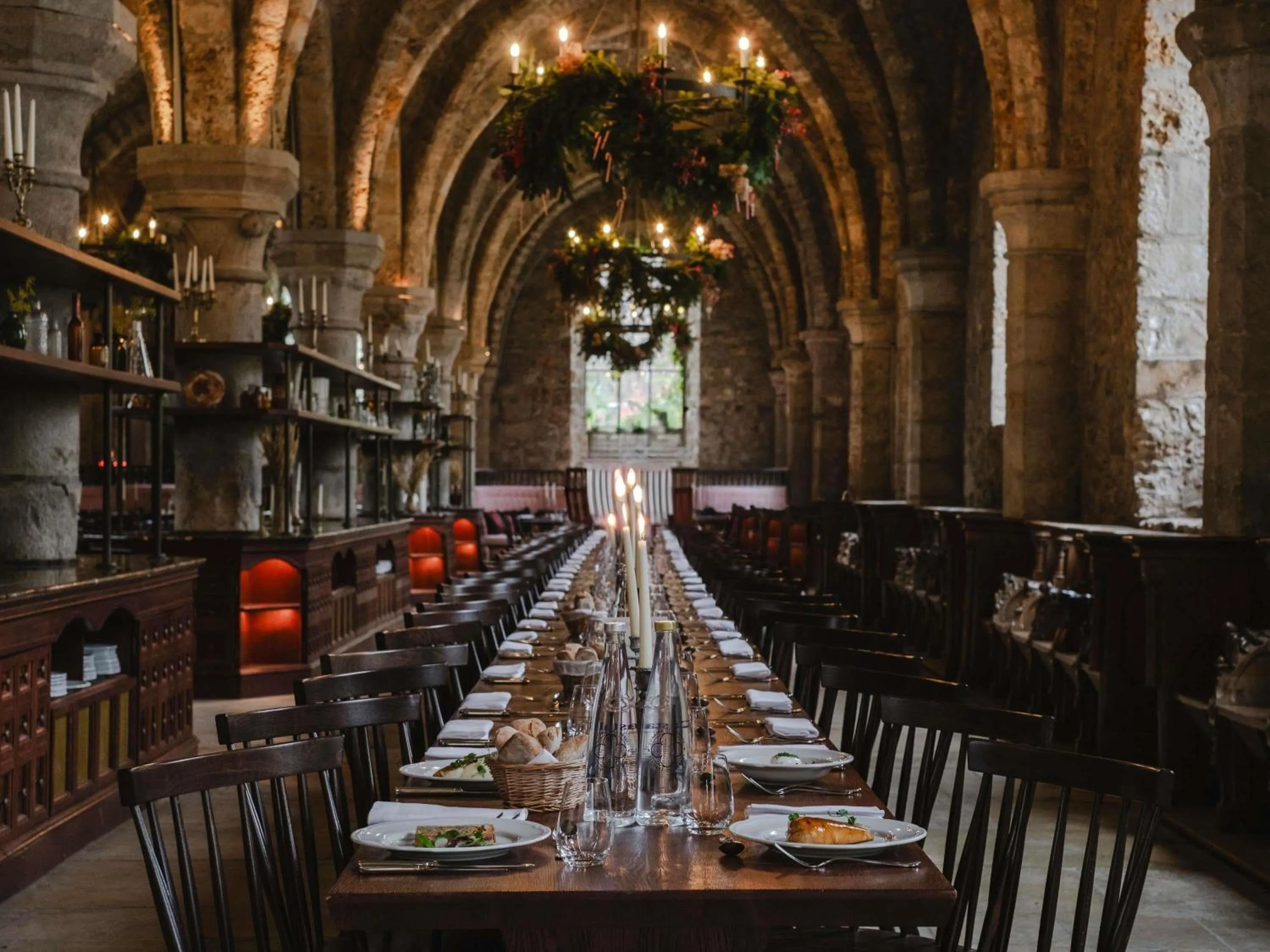 Restaurant/places to eat in Abbaye Des Vaux De Cernay