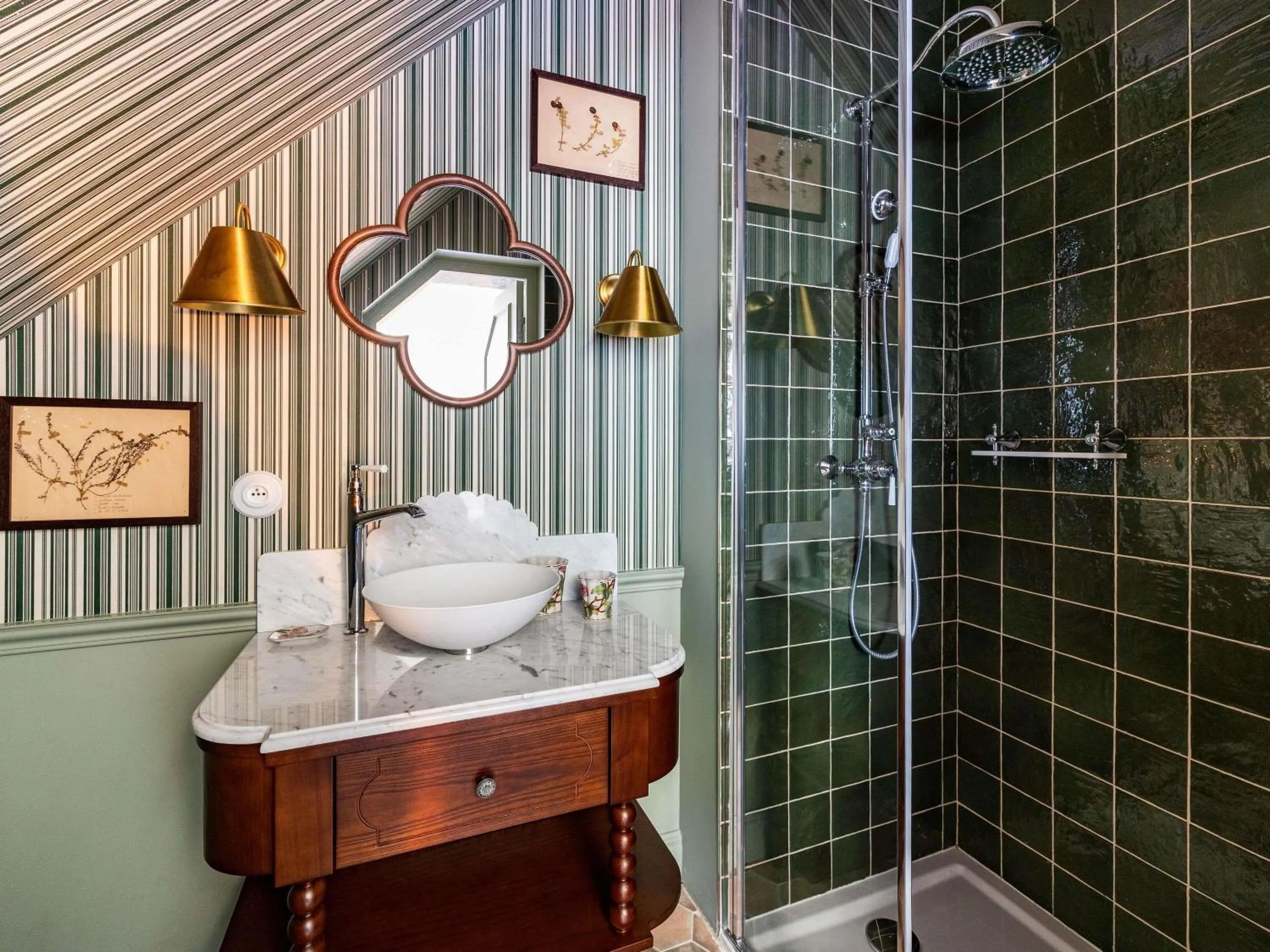 Bedroom in Abbaye Des Vaux De Cernay