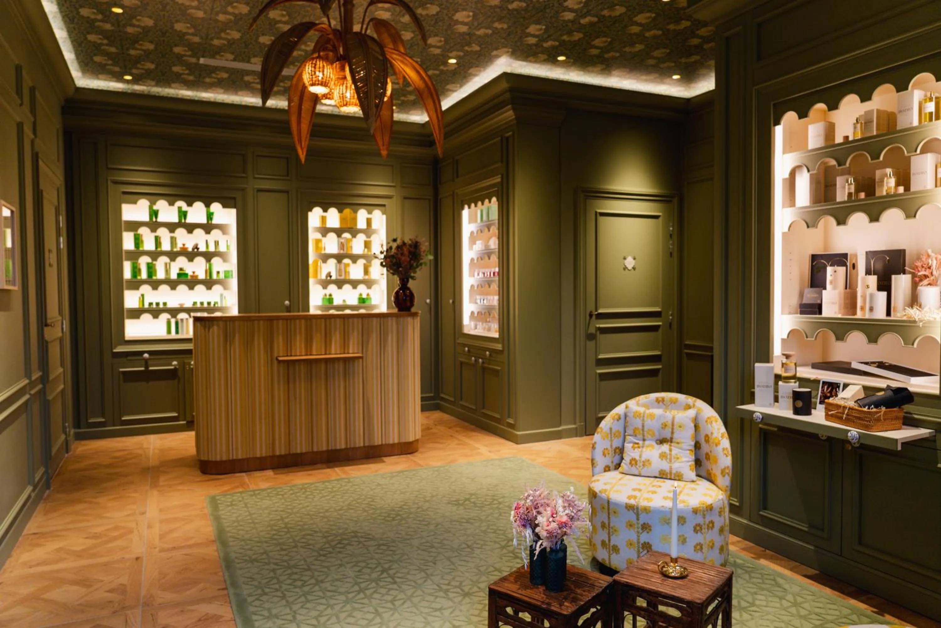 Spa and wellness centre/facilities in Abbaye Des Vaux De Cernay