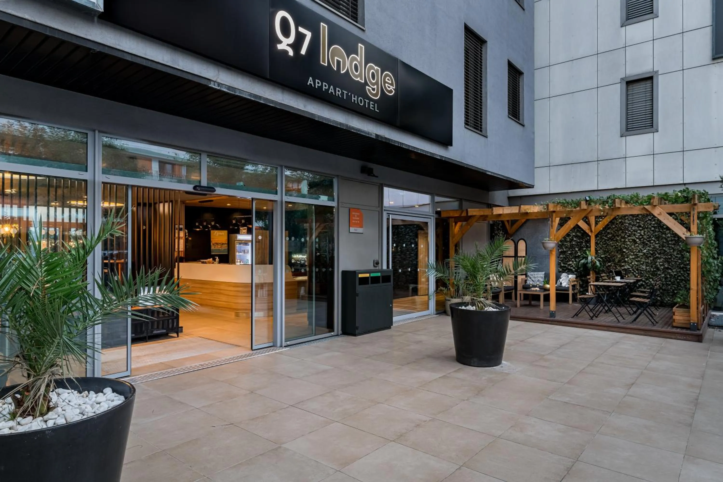 Facade/entrance in Appart hôtel Q7 Lodge Lyon 7