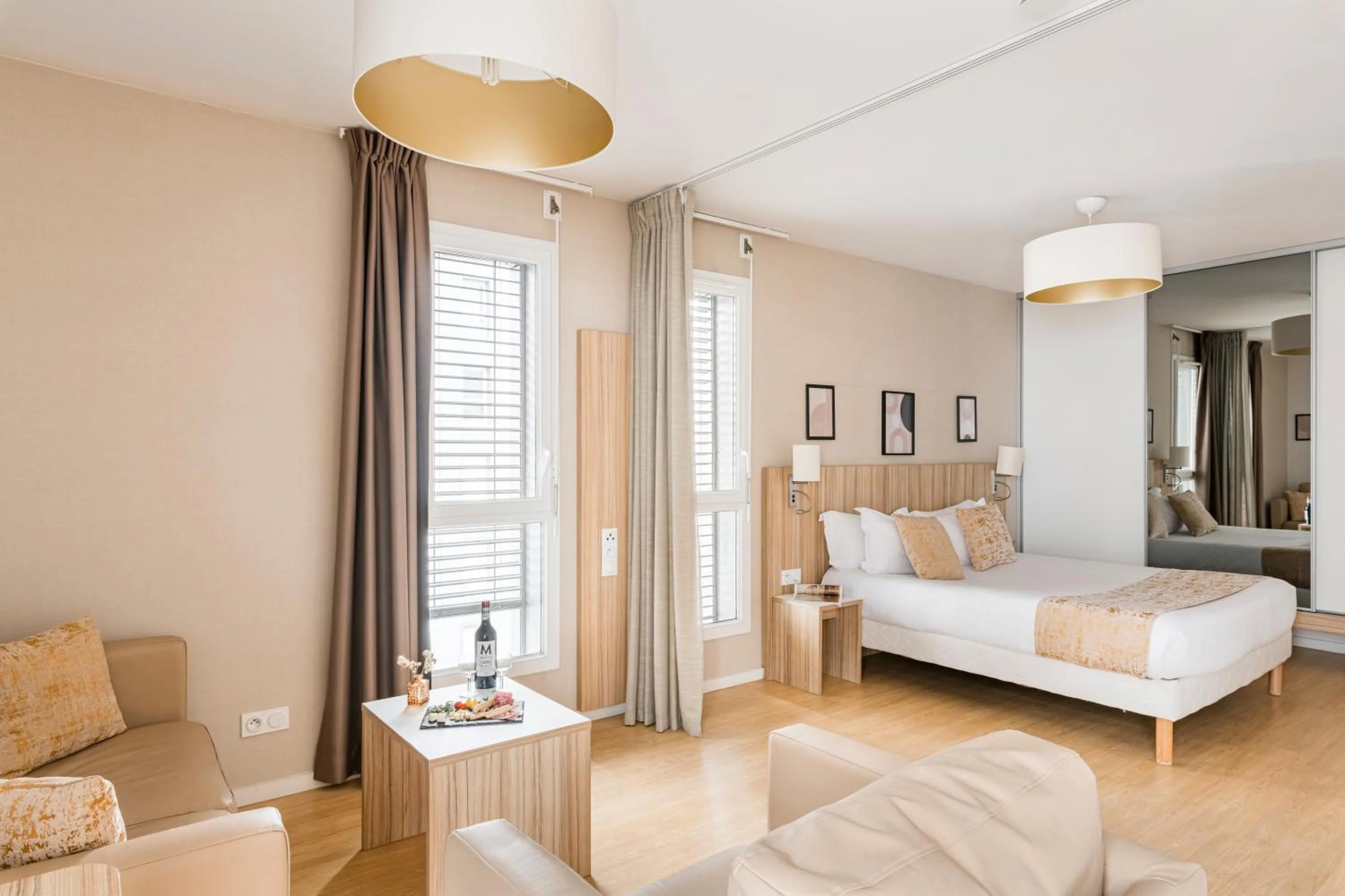 Bed in Appart hôtel Q7 Lodge Lyon 7