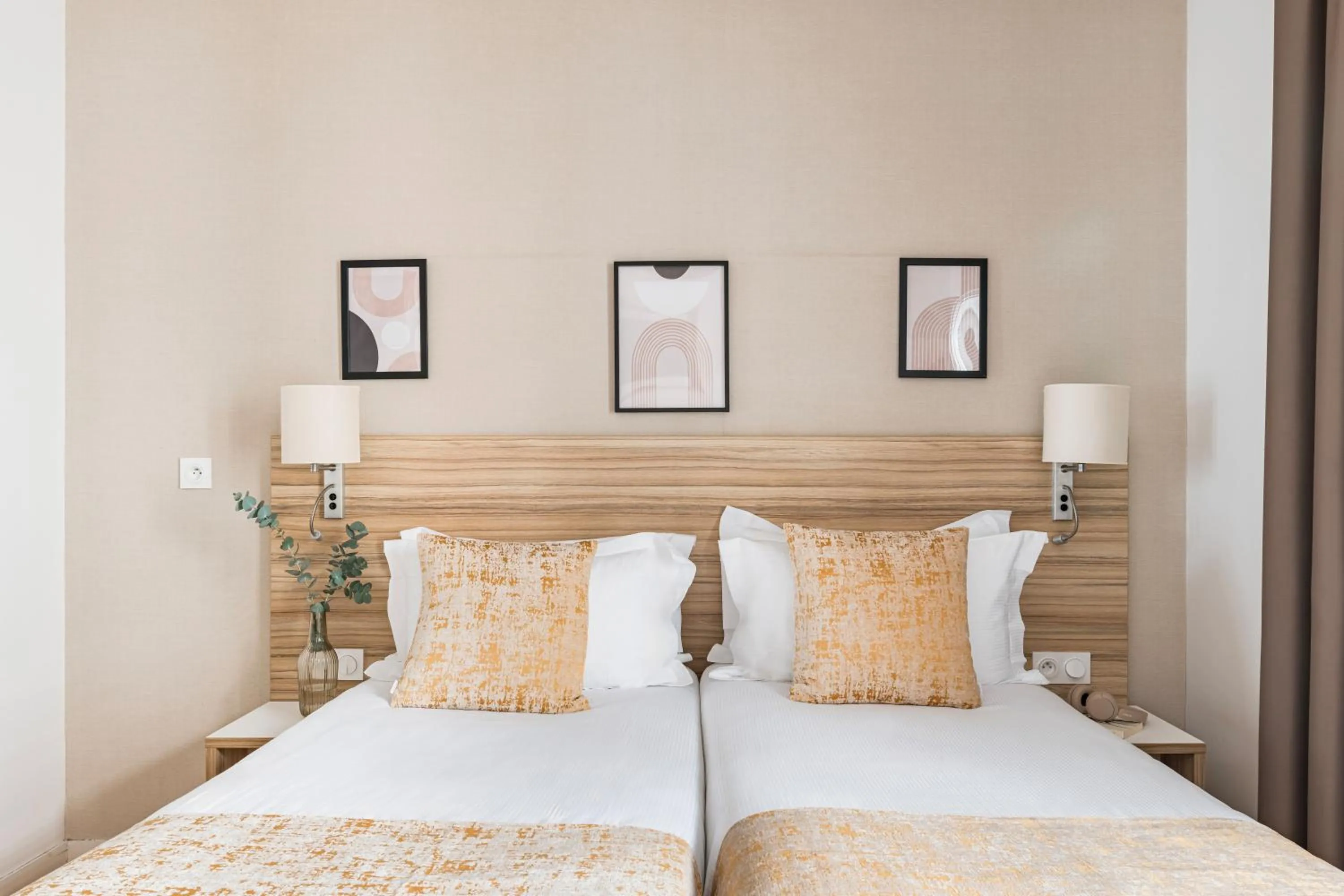 Bed in Appart hôtel Q7 Lodge Lyon 7