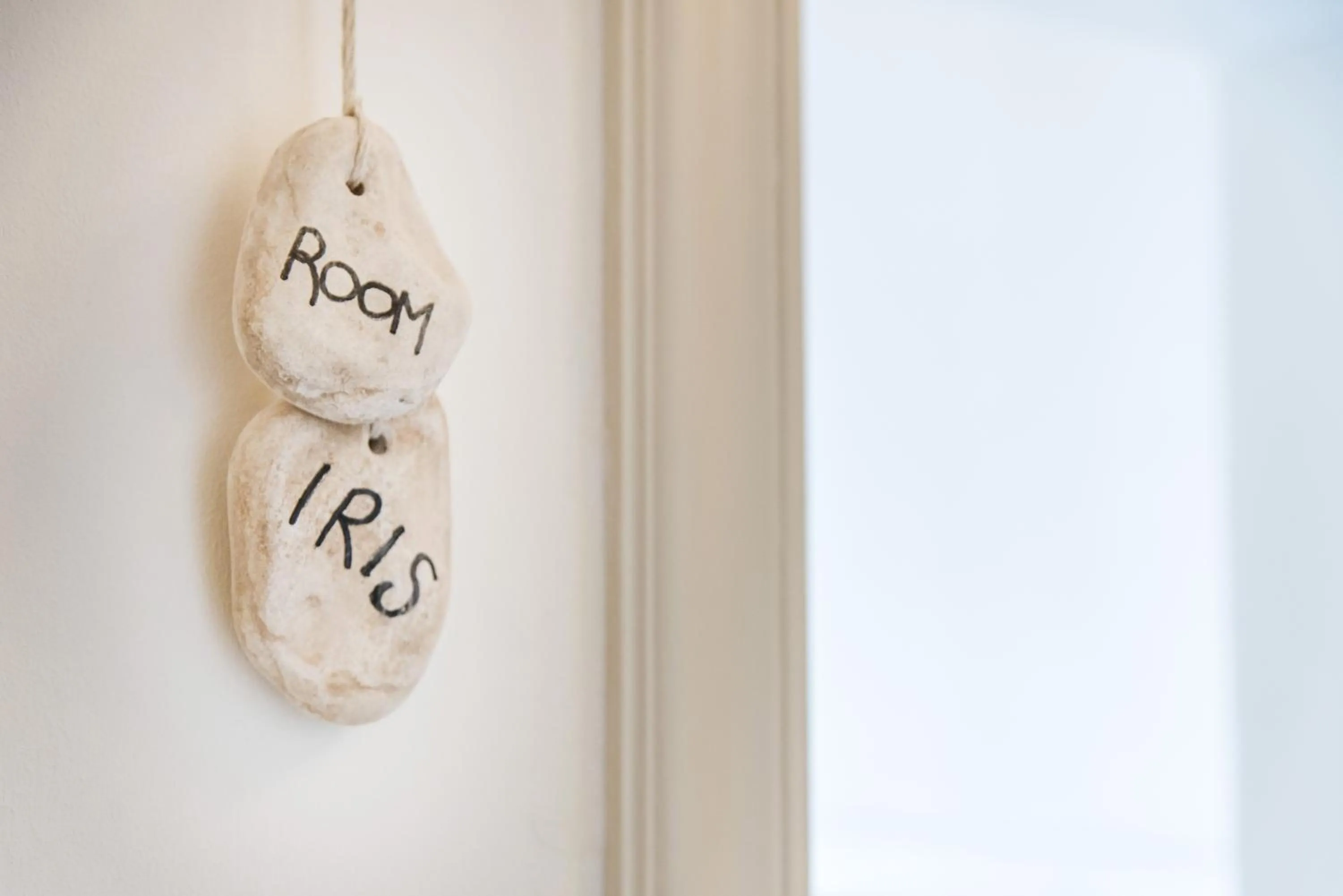 Property logo or sign in B&B Camera a Sud Iris