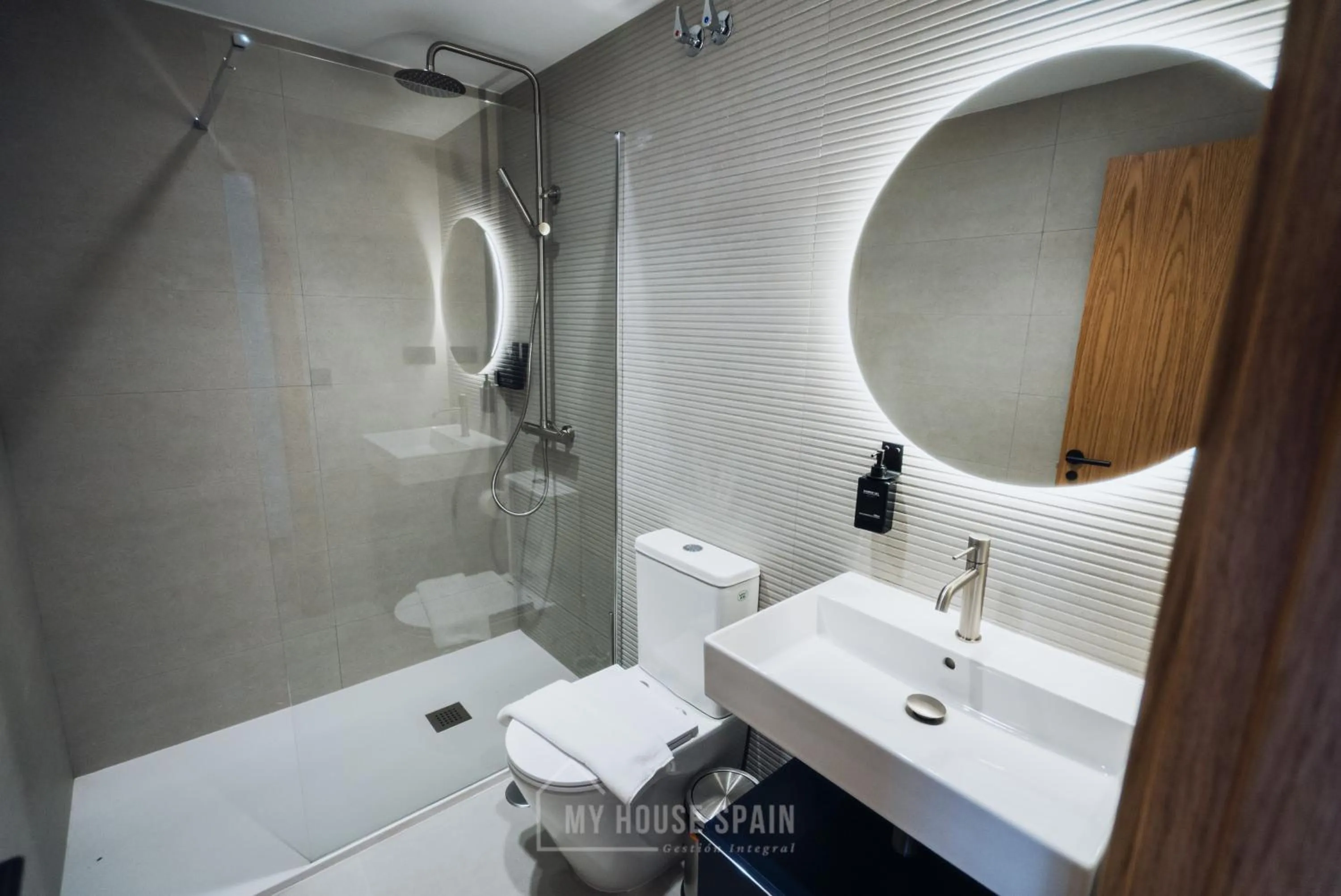 Hotel Central by MyHouseSpain