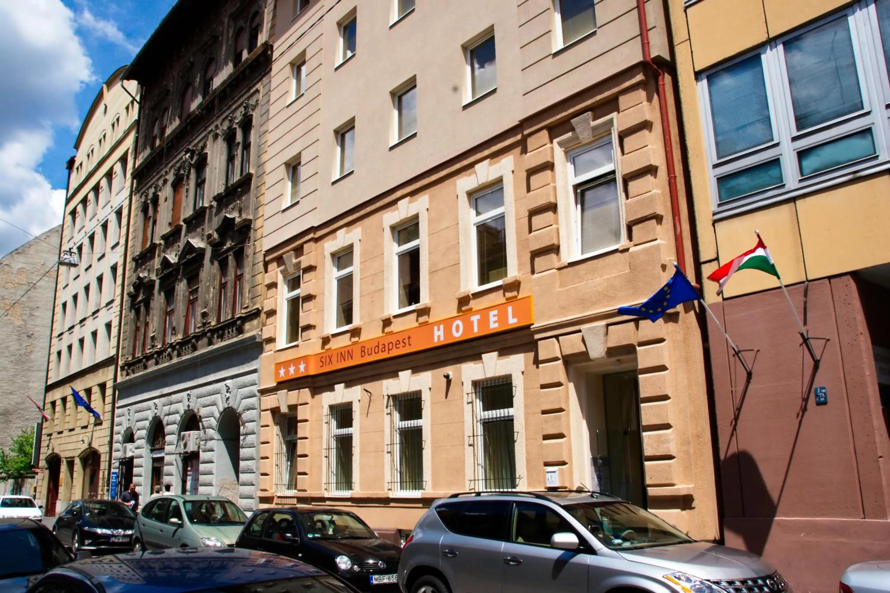 Property building in Six Inn Hotel Budapest
