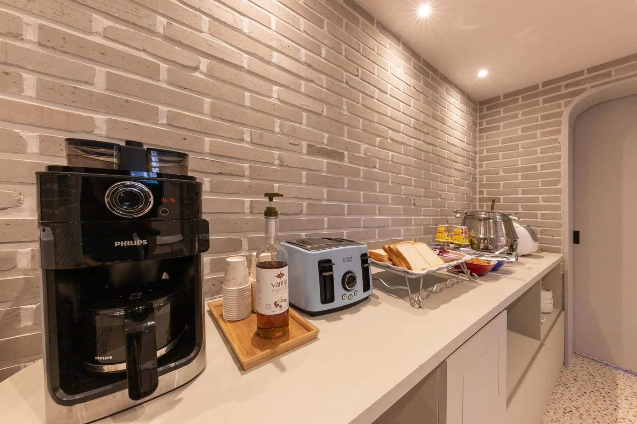 Breakfast in Brown-Dot Hotel Dongchon Amusement Park